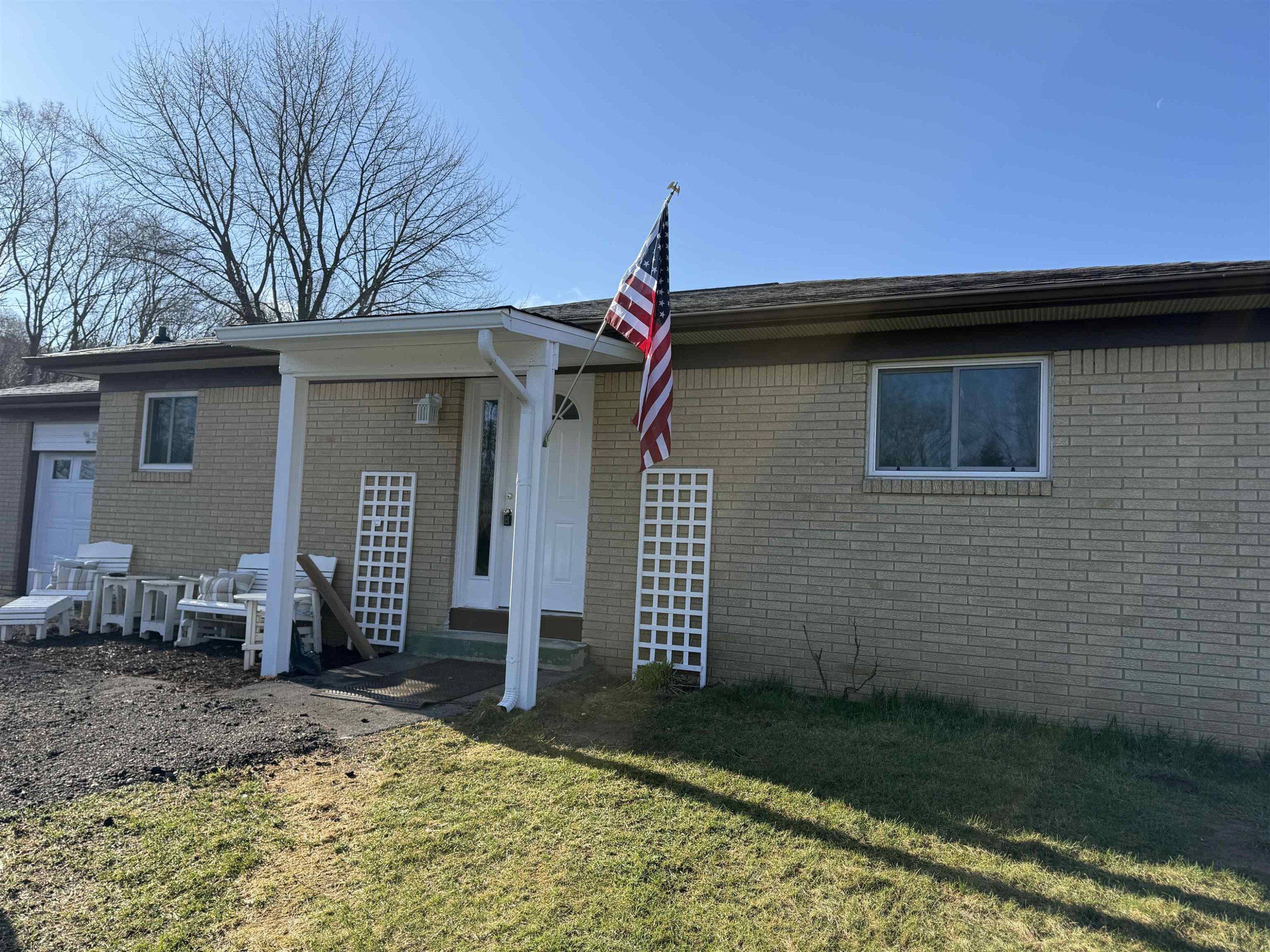 5412 E Stanley Road, Flint, MI 48506 — front exterior