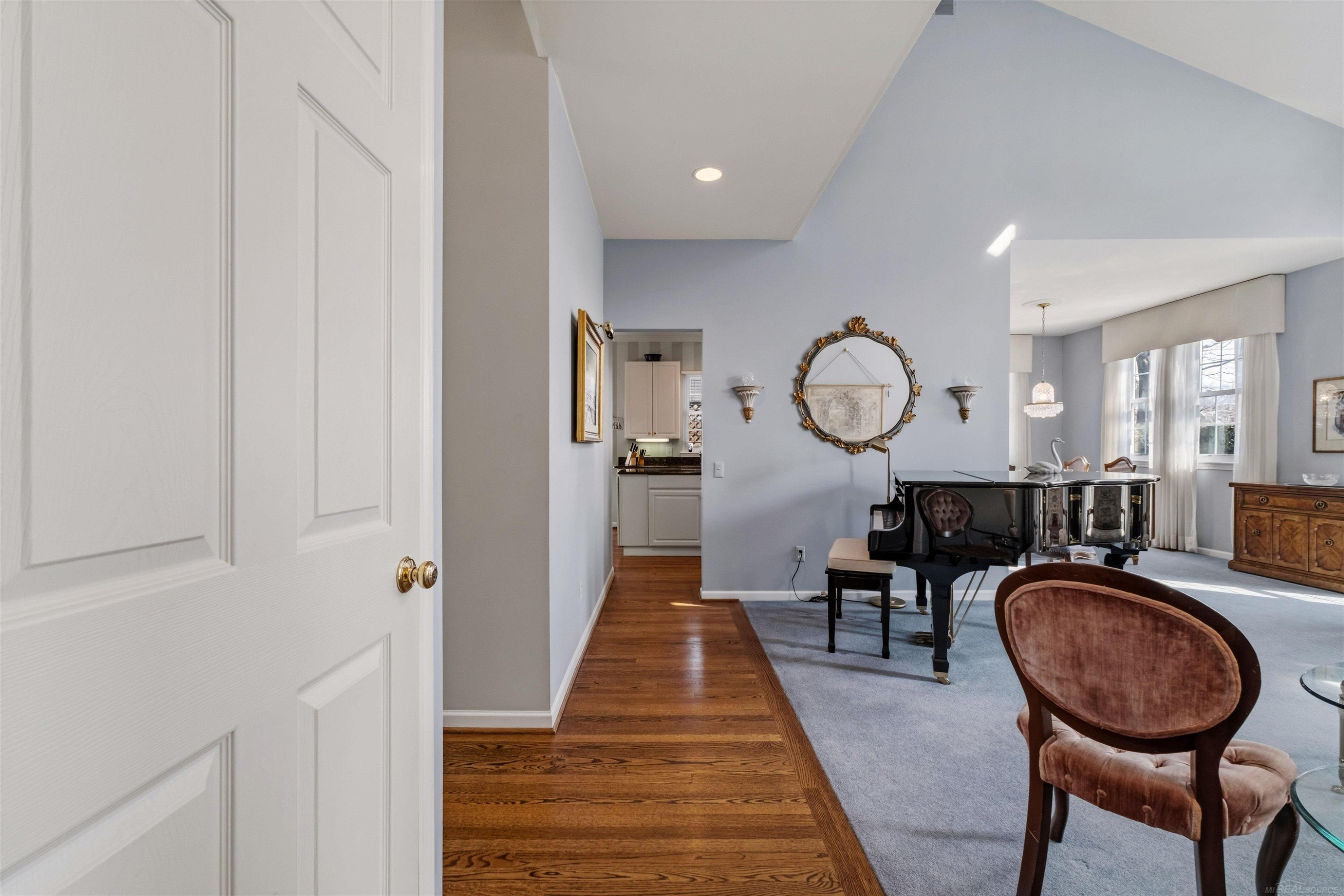 4002 Harbor Place Drive, Saint Clair Shores, MI, 48080