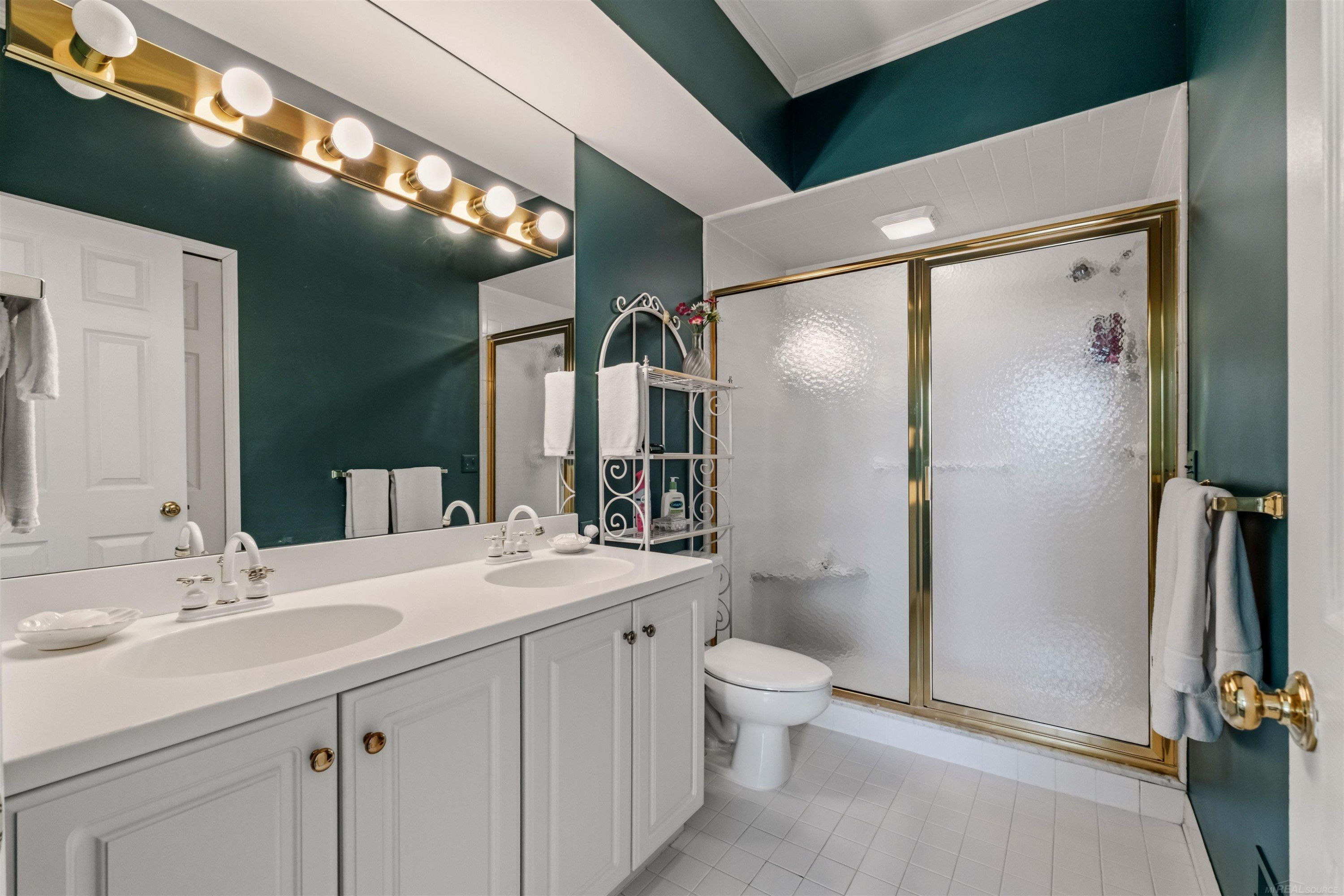 4002 Harbor Place Drive, Saint Clair Shores, MI, 48080