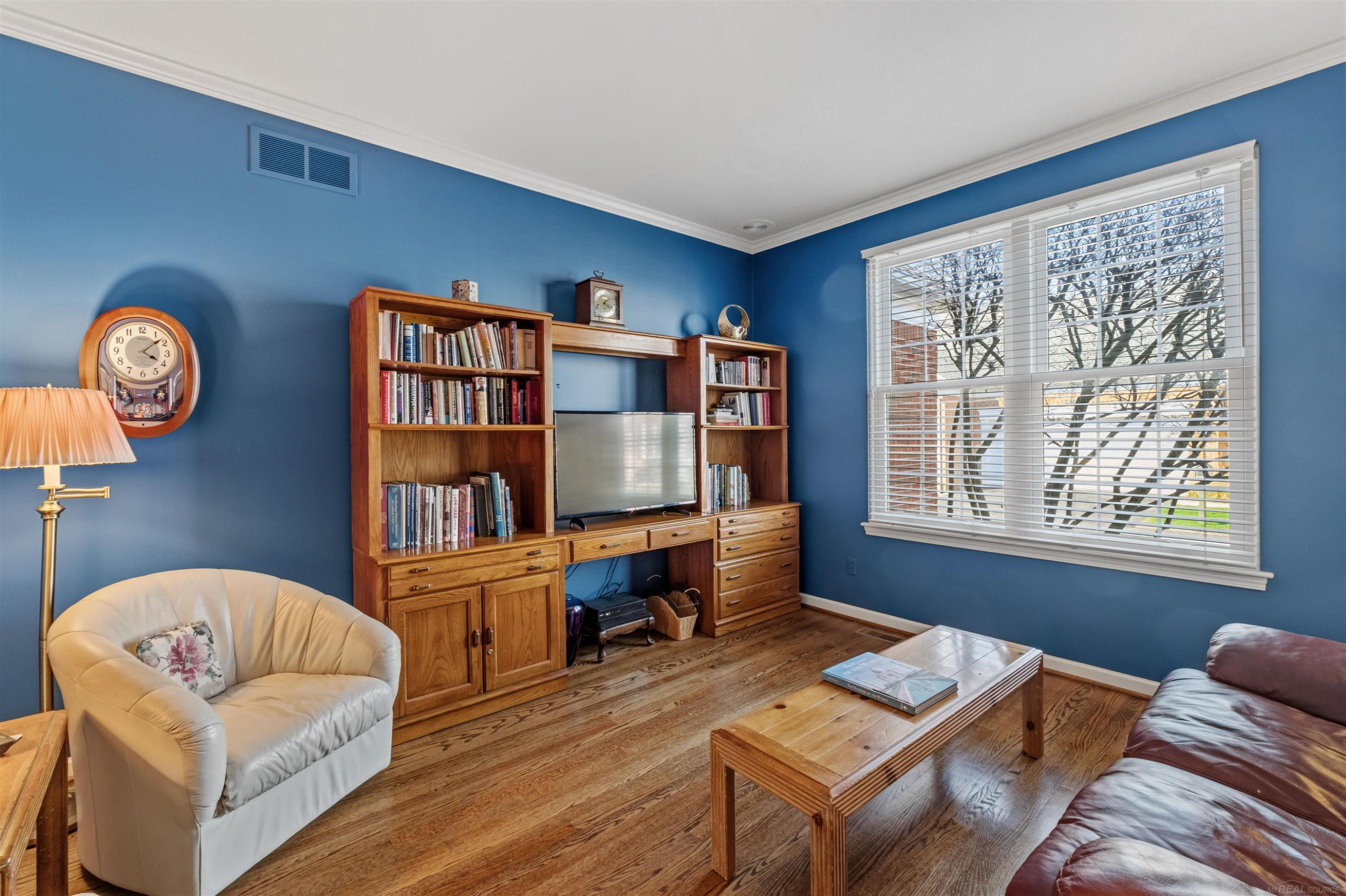 4002 Harbor Place Drive, Saint Clair Shores, MI, 48080