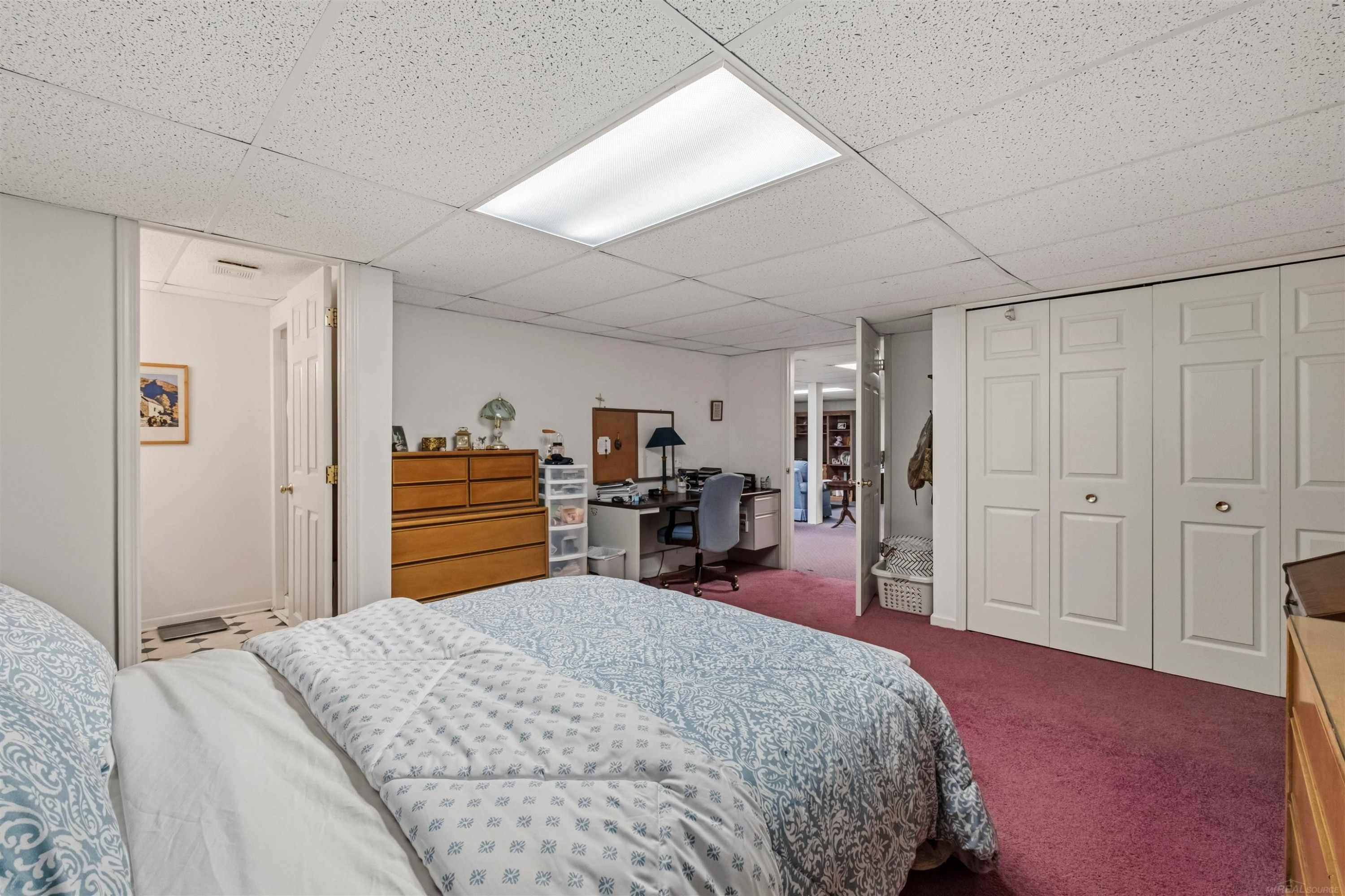 4002 Harbor Place Drive, Saint Clair Shores, MI, 48080