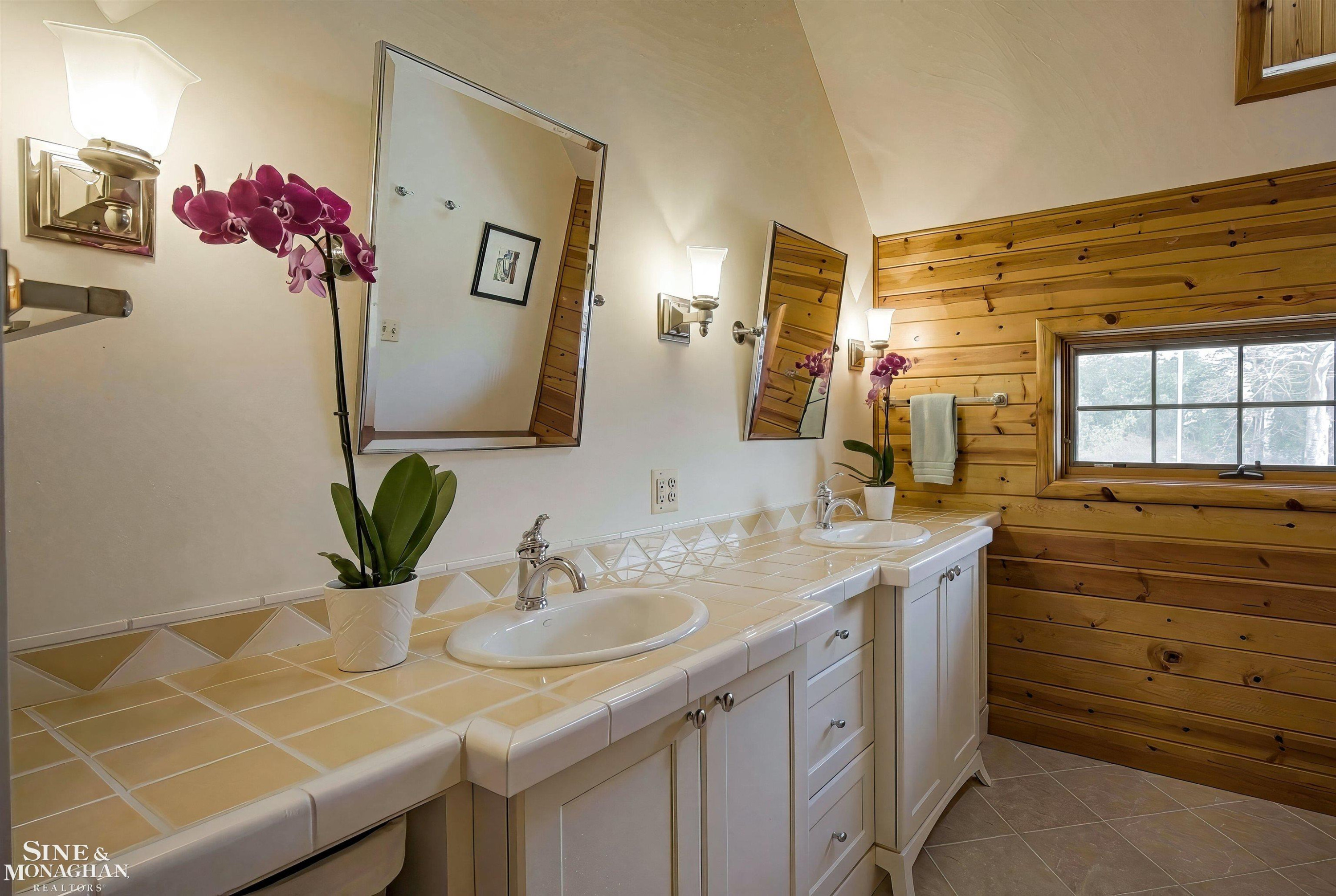 4673 Lakeshore Road, Lexington, MI, 48450