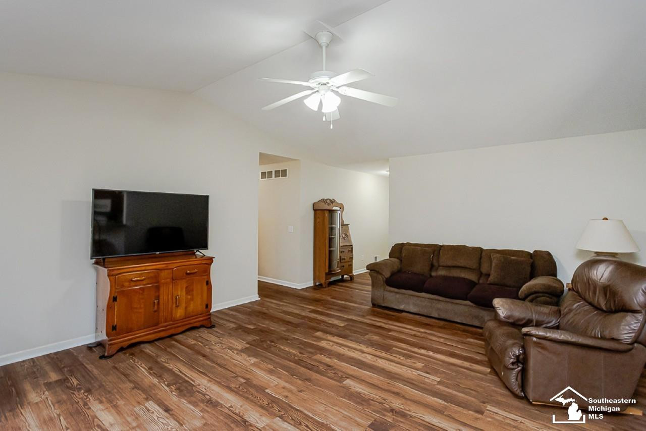 1897 Allan Street, Adrian, MI 49221 — Photo 5