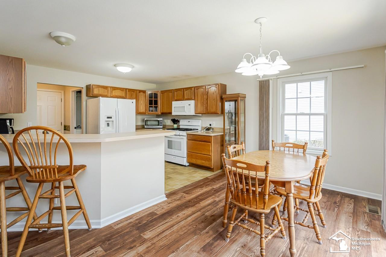 1897 Allan Street, Adrian, MI 49221 — Photo 8