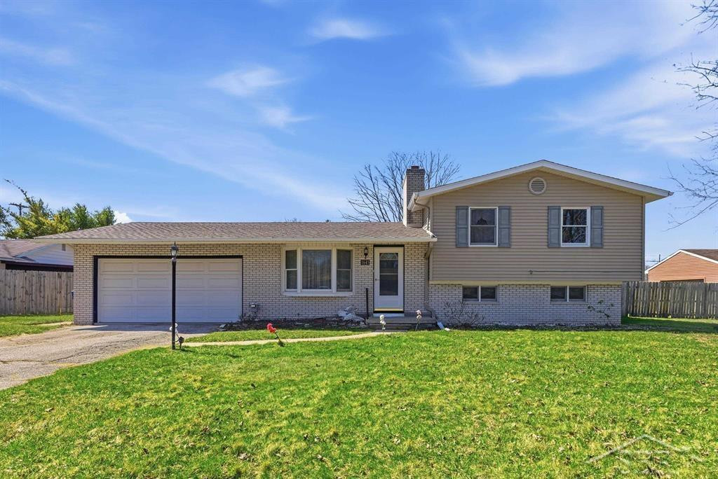 1645 Seminole Lane, Saginaw, MI 48638 — front exterior