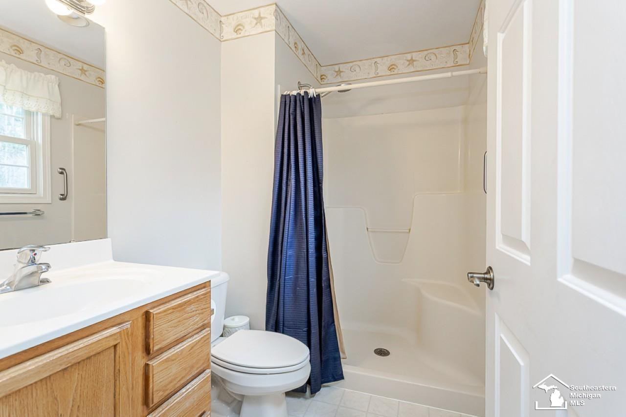 1897 Allan Street, Adrian, MI 49221 — Photo 16