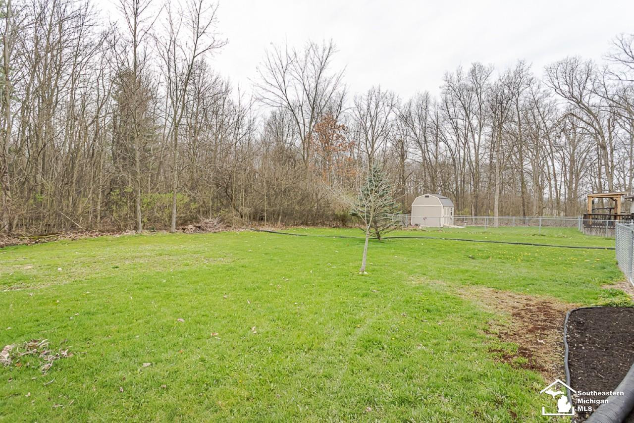 1897 Allan Street, Adrian, MI 49221 — Photo 29