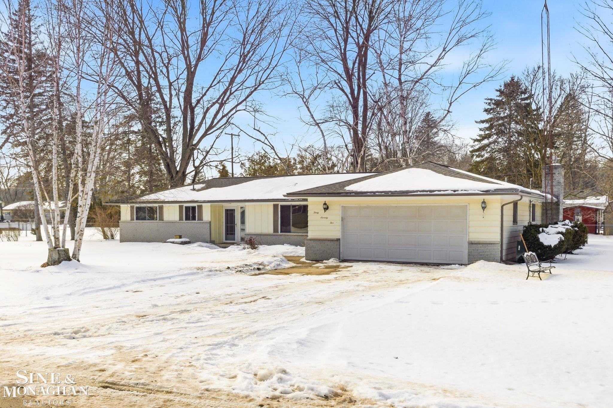 3075 Westcott Drive, Port Huron, MI 48060 — Photo 3