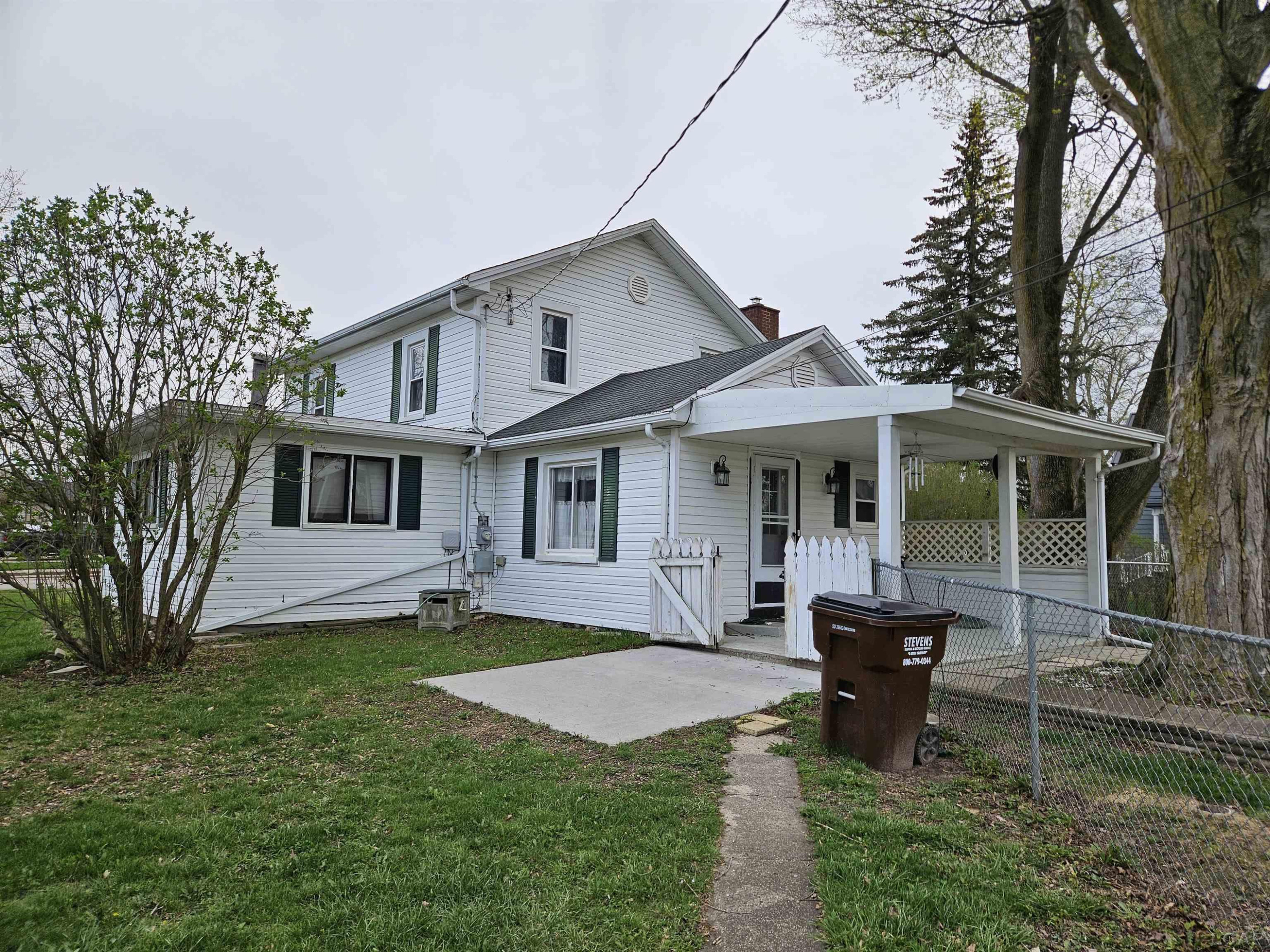 302 Washington Street, Hudson, MI 49247 — Photo 17
