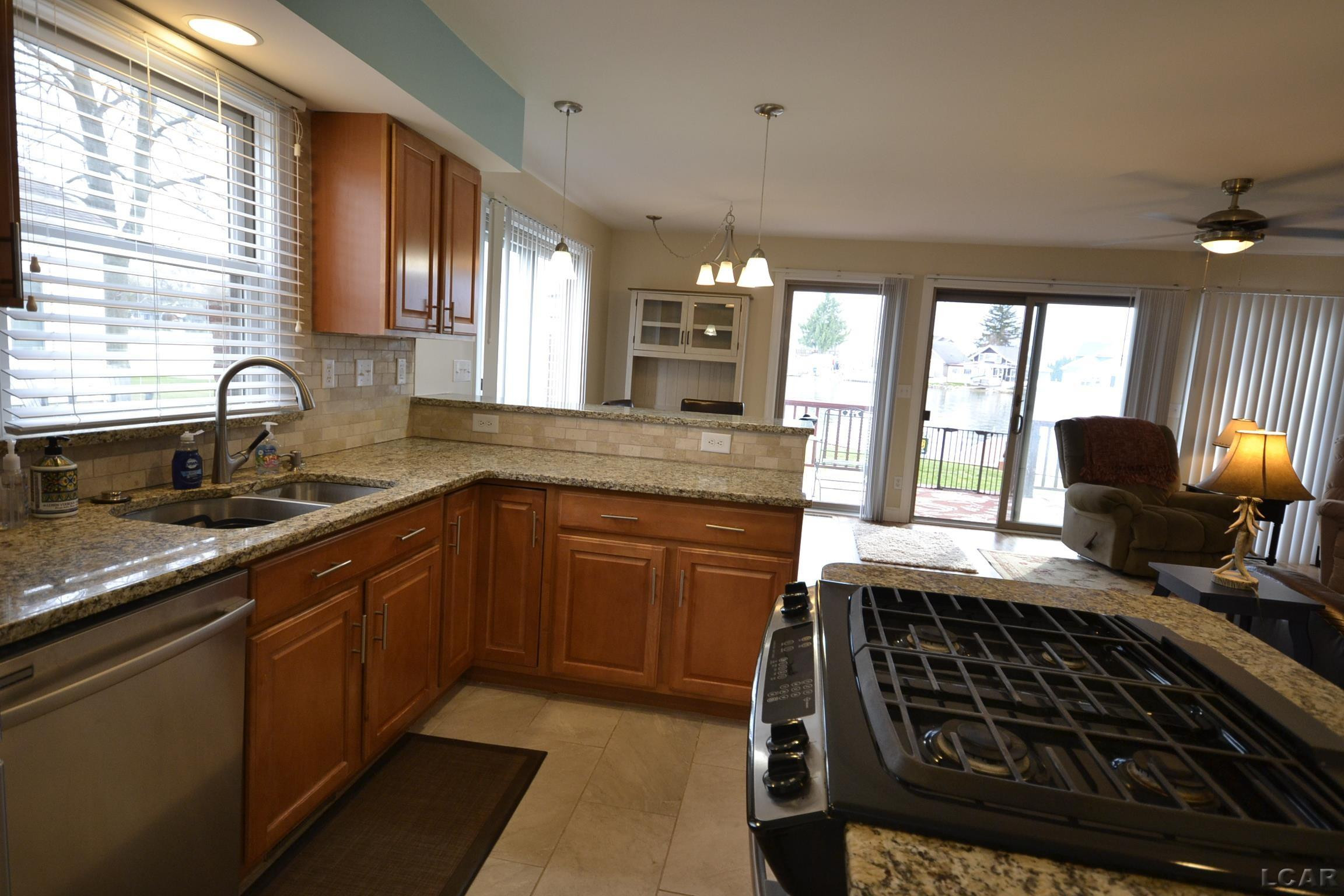 11320 W Ferndale Drive, Manitou Beach, MI 49253 — Photo 30