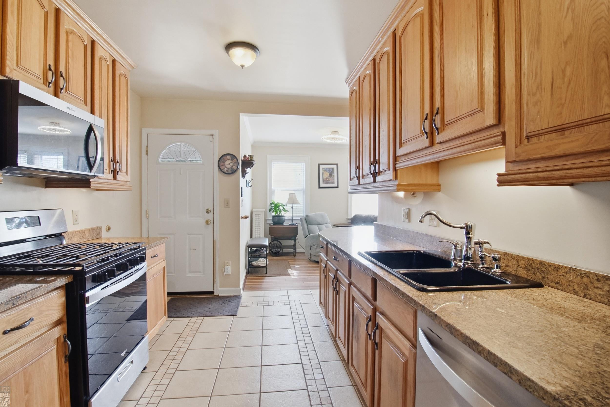 883 St. Clair Avenue, Grosse Pointe, MI 48230 — Photo 6