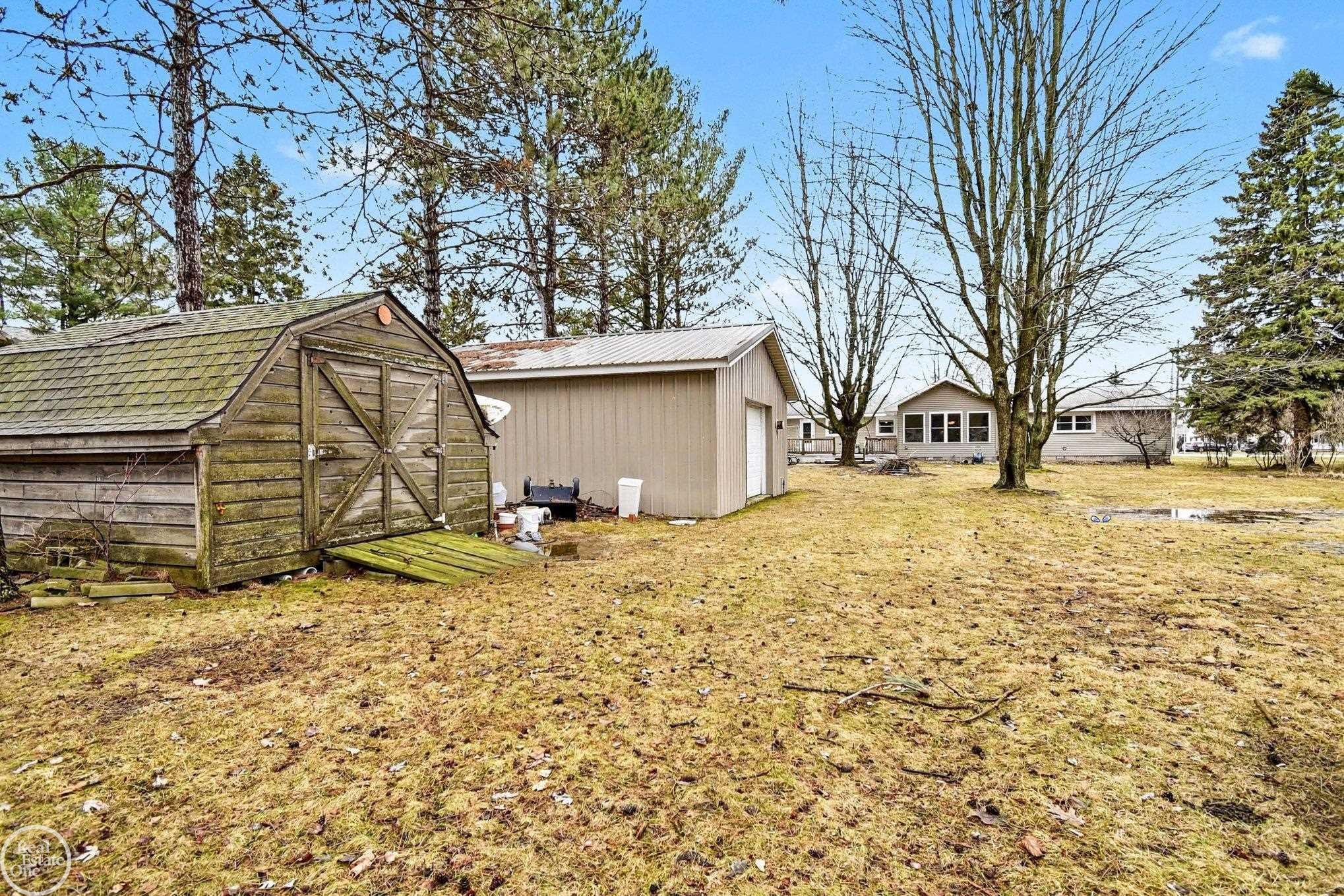 306 N 1st Avenue, Tawas City, MI 48763 — Photo 34