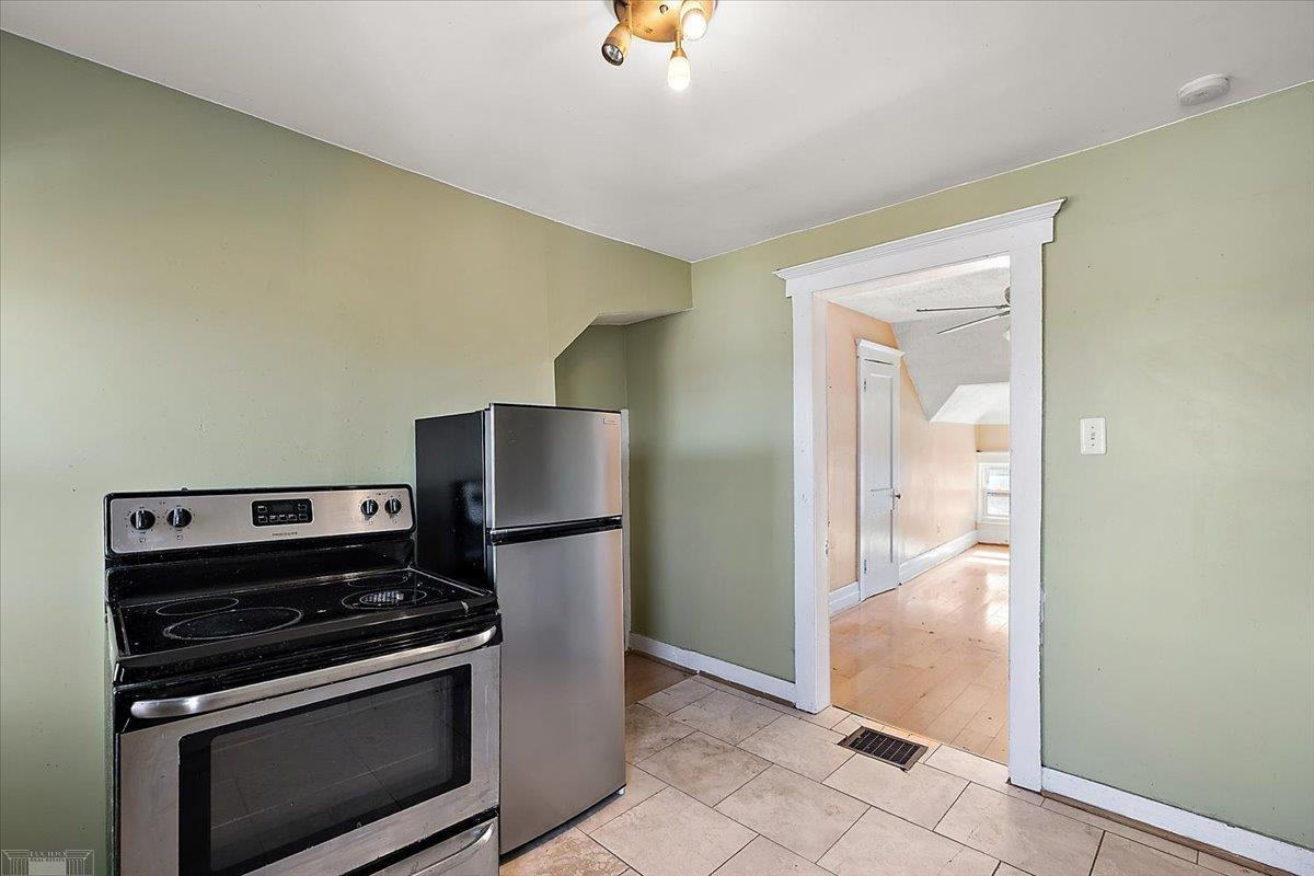 309 Melbourne Street, Detroit, MI 48202 — Photo 18