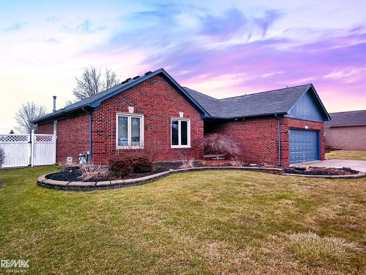 30868 Thistle Avenue, Chesterfield, MI — Photo 2
