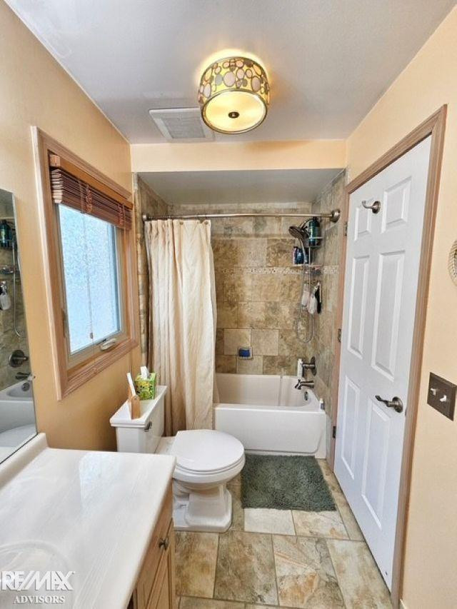 30868 Thistle Avenue, Chesterfield, MI — Photo 16