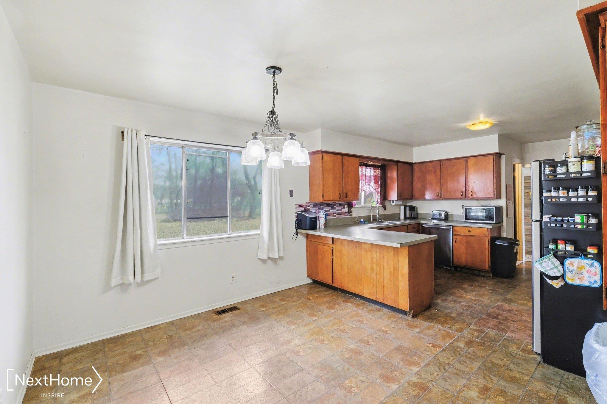 1690 McAlpine Drive, Mount Morris, MI 48458 — Photo 10