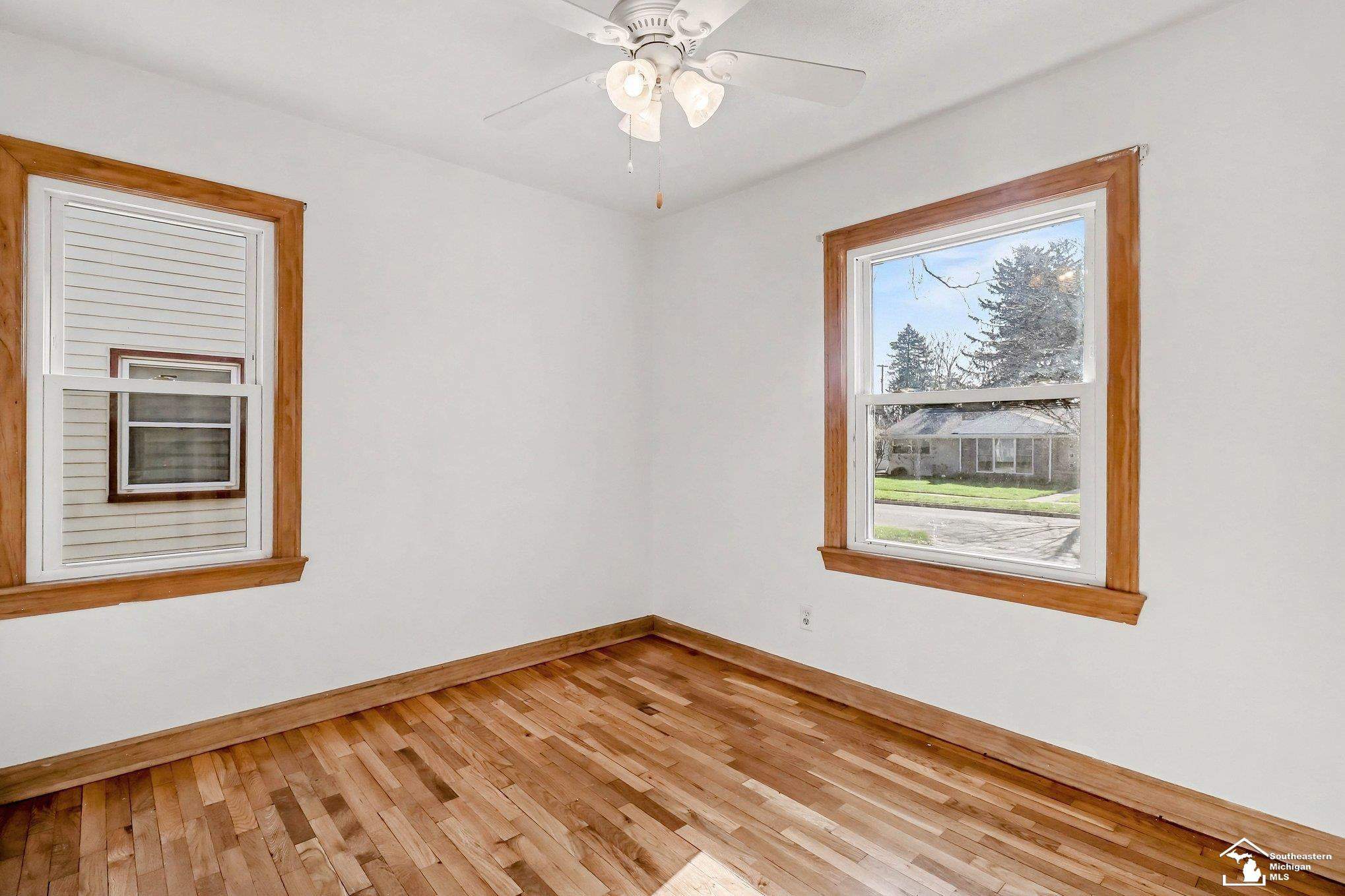 974 Woodville Avenue, Monroe, MI 48161 — Photo 12