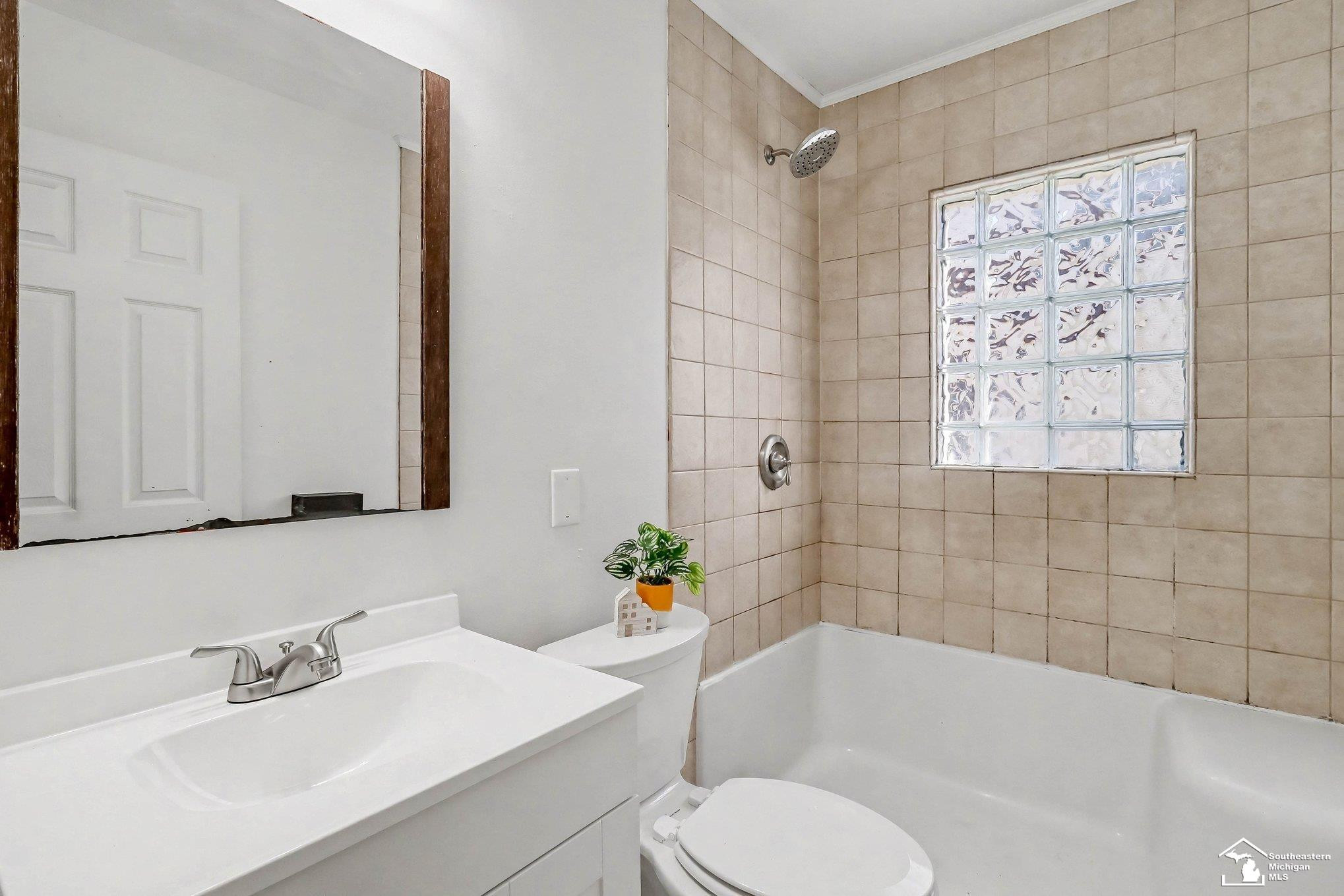 974 Woodville Avenue, Monroe, MI 48161 — Photo 15