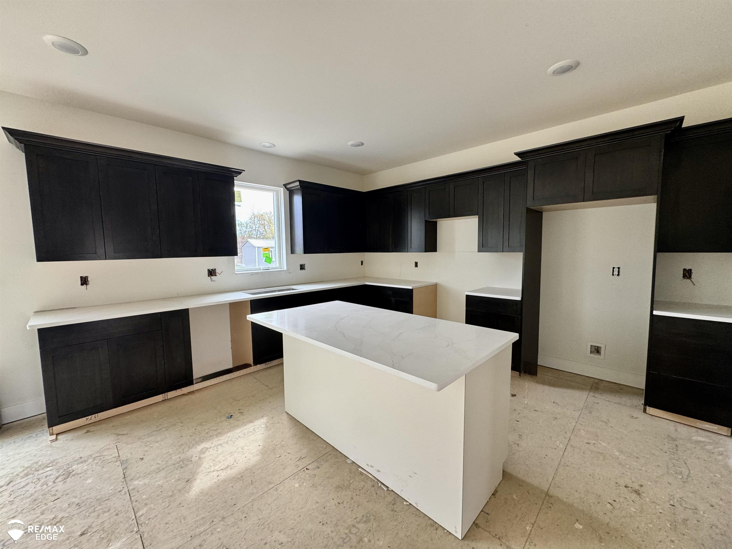 8018 Bradbury Lane, Grand Blanc, MI 48439 — Photo 5