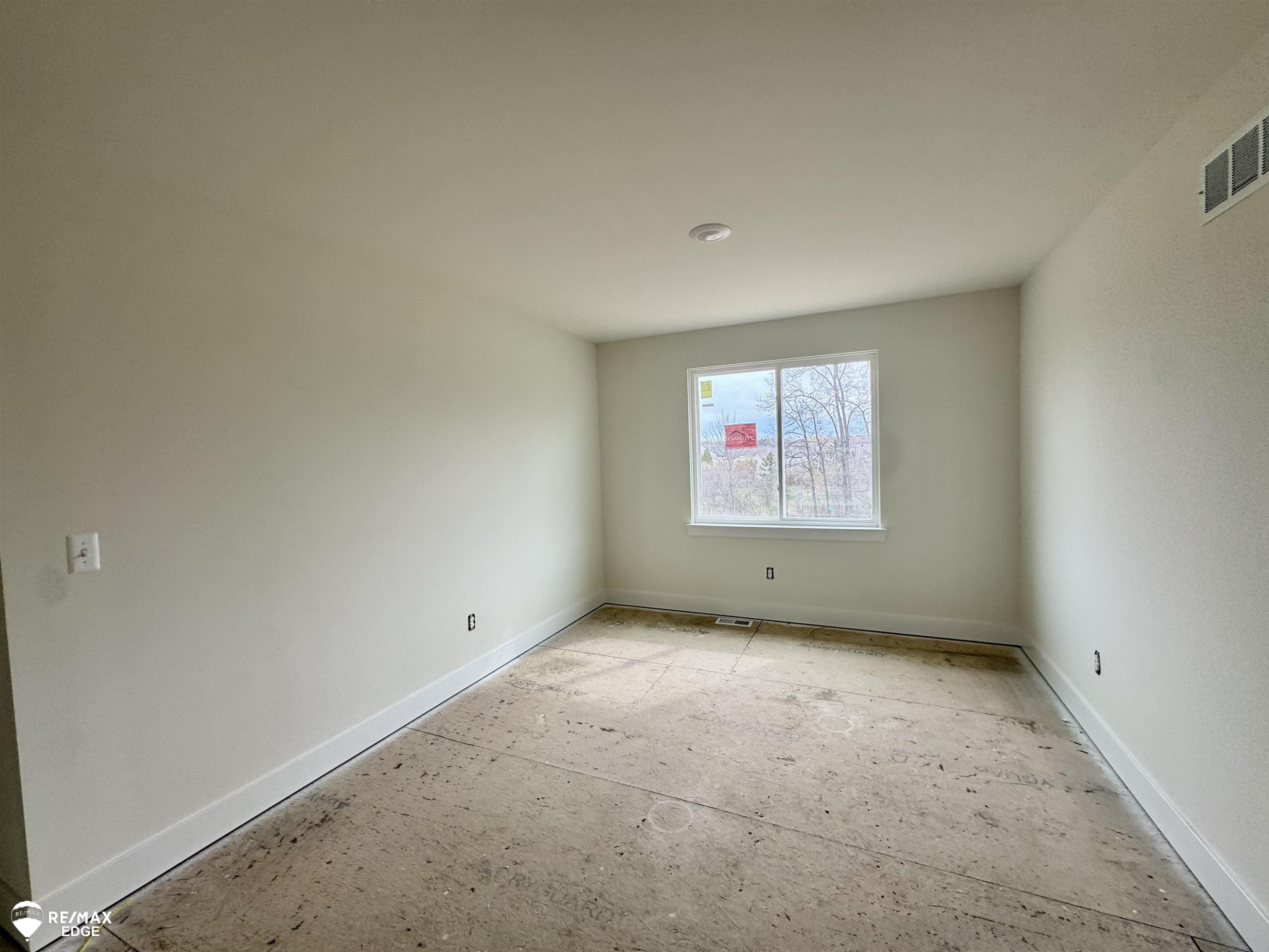 8018 Bradbury Lane, Grand Blanc, MI 48439 — Photo 14