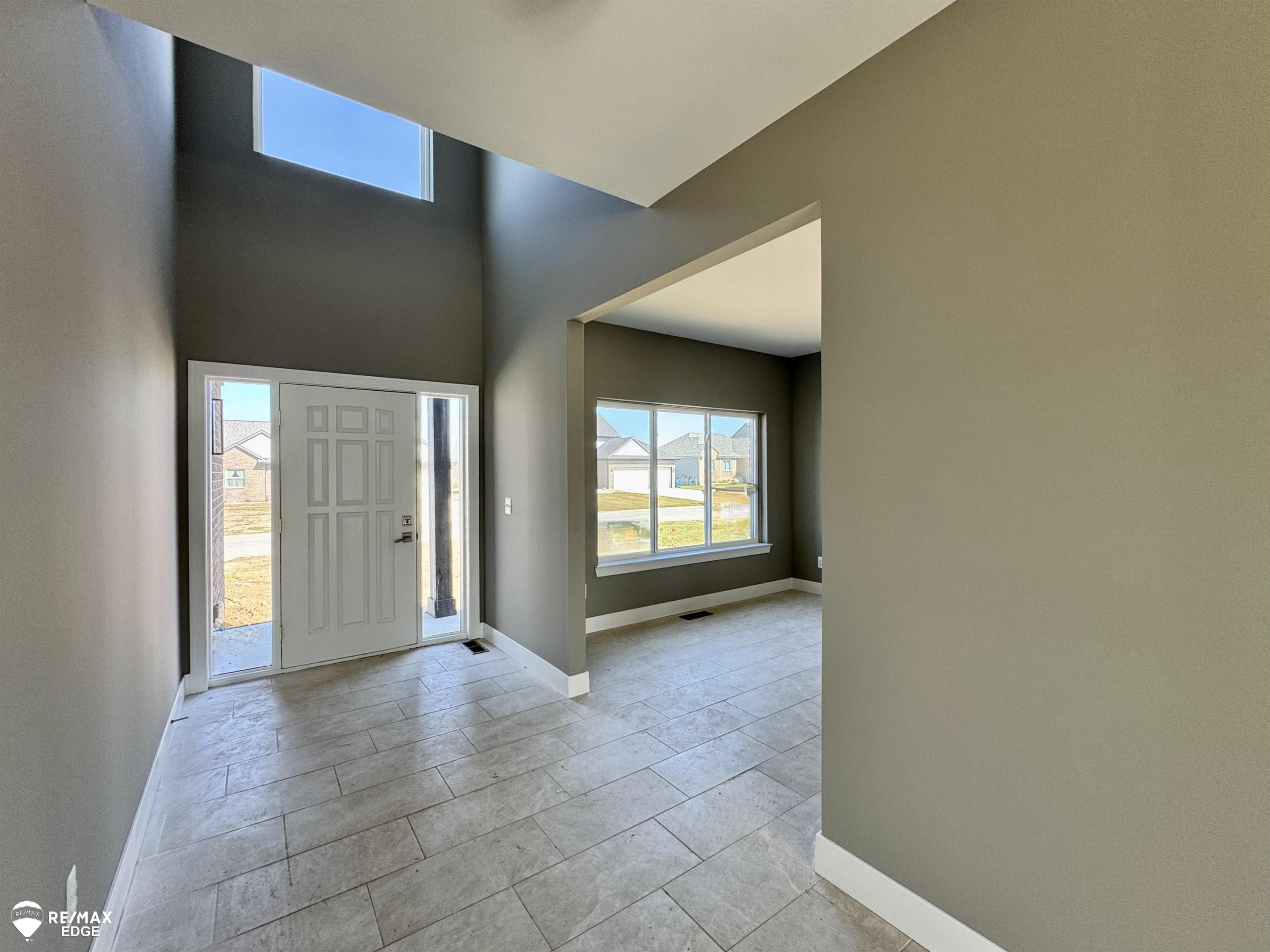 8031 Laguna Lane, Grand Blanc, MI 48439 — Photo 4
