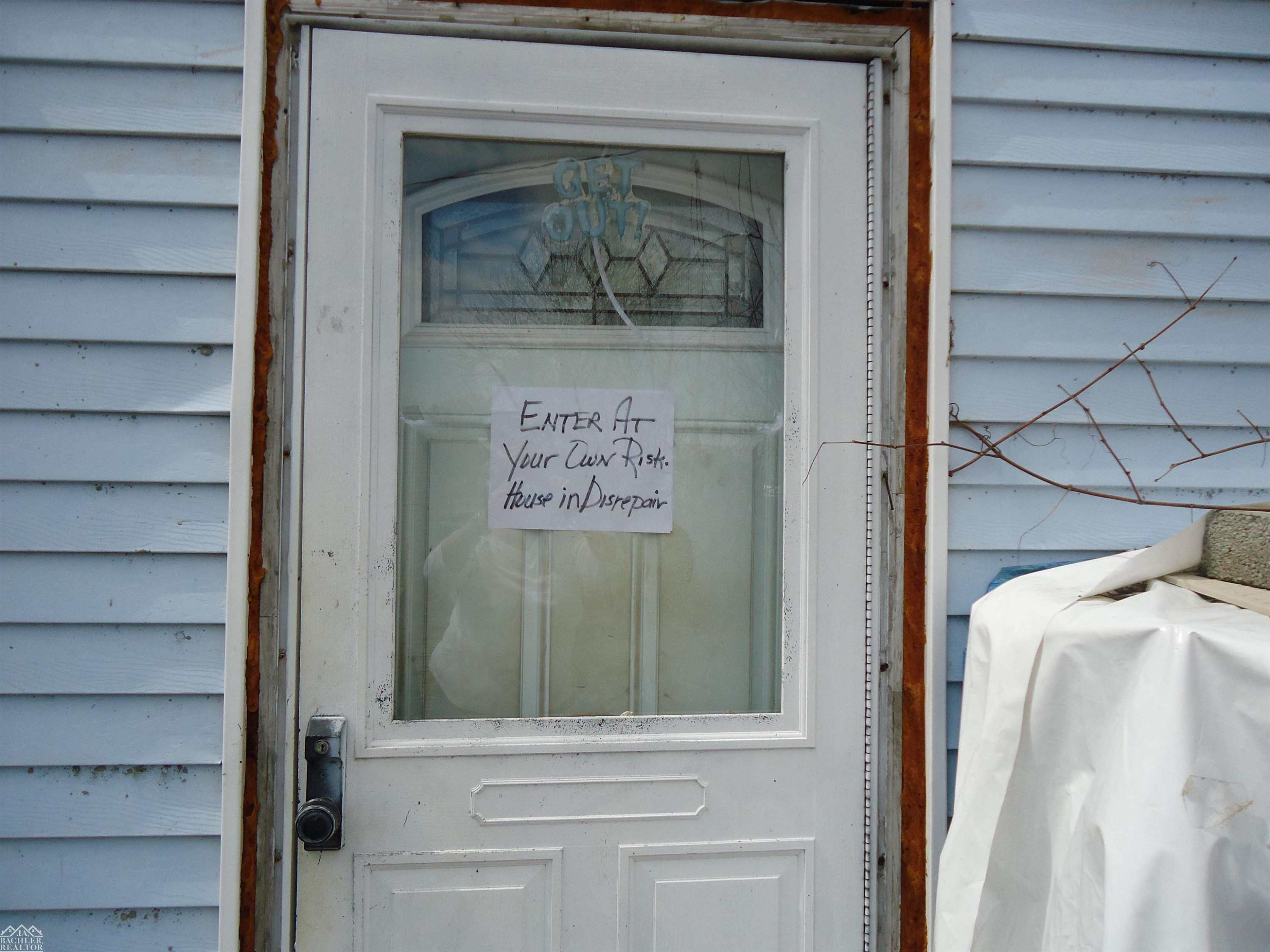 8150 S Channel Drive, MI 48028 — Photo 8