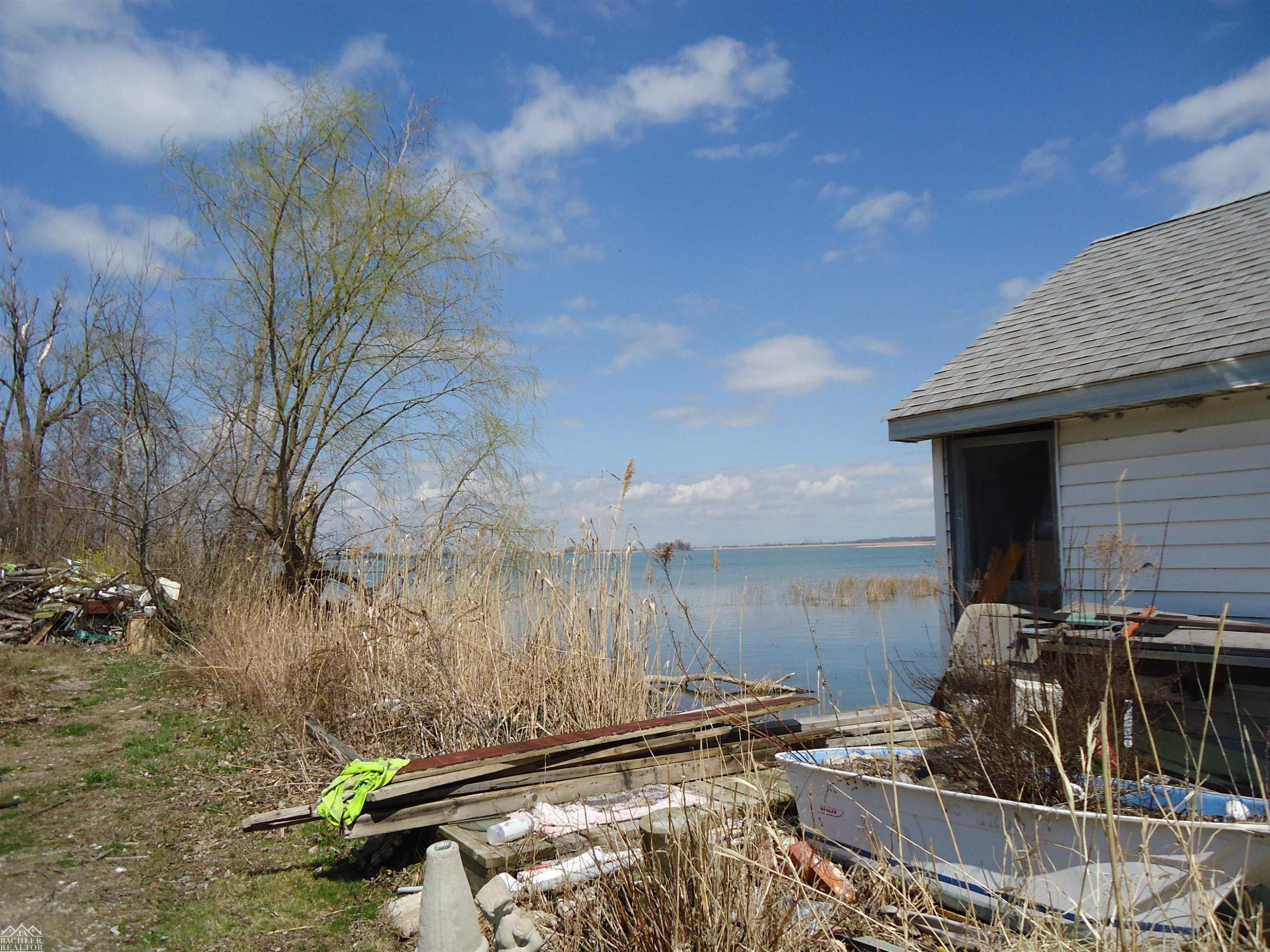 8150 S Channel Drive, MI 48028 — Photo 18