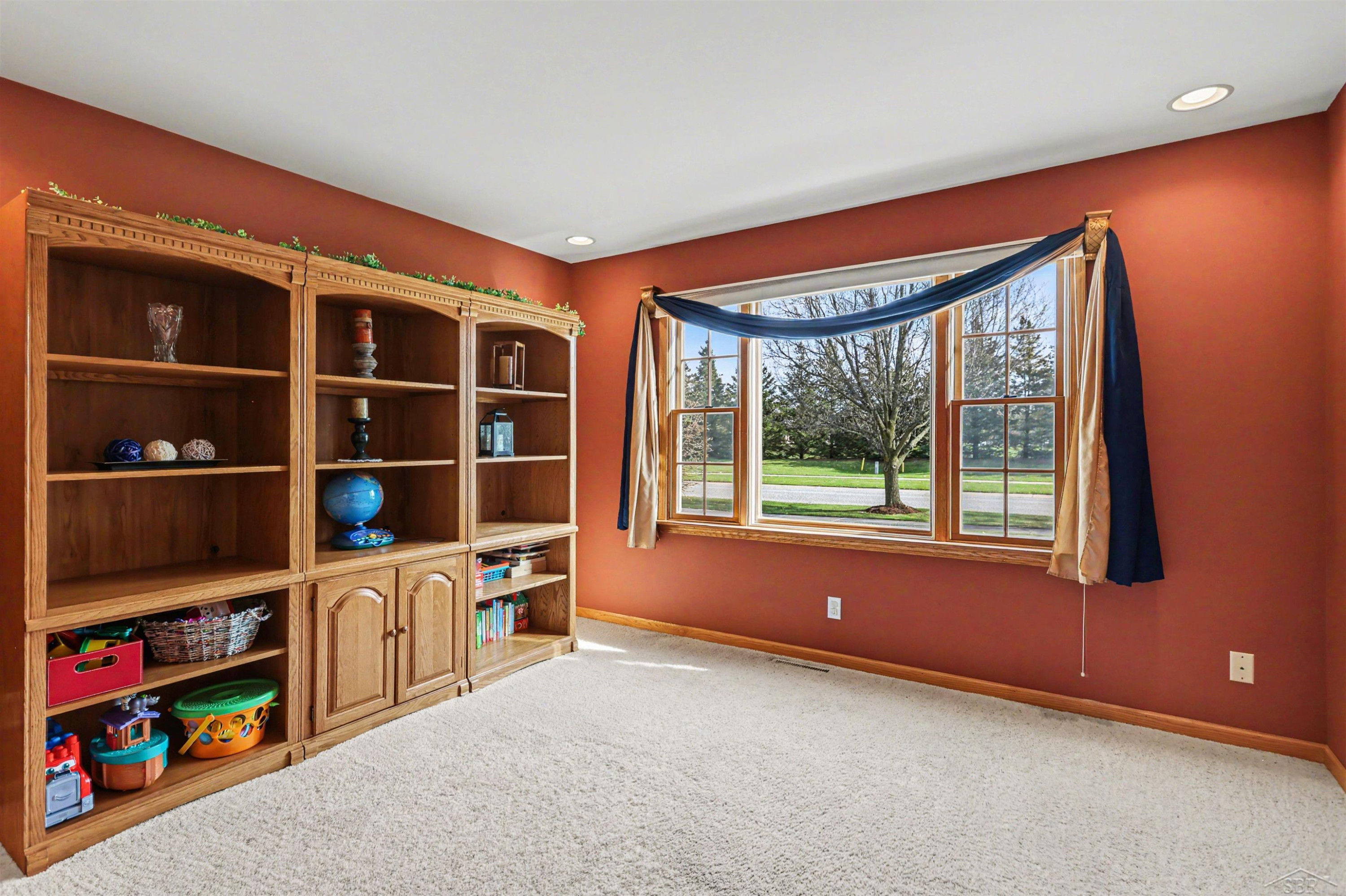 8782 Valleyview Court, Saginaw, MI 48609 — Photo 12