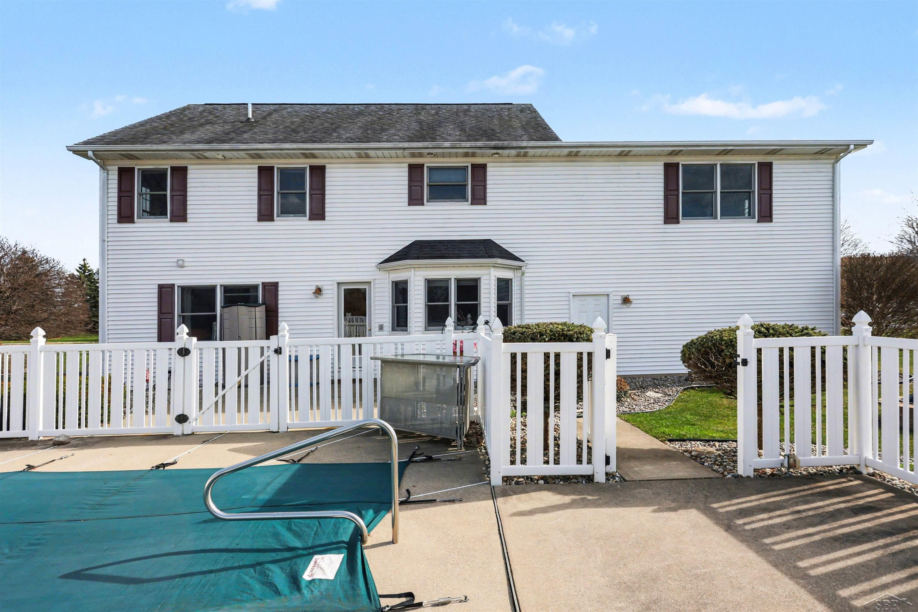 8782 Valleyview Court, Saginaw, MI 48609 — Photo 30