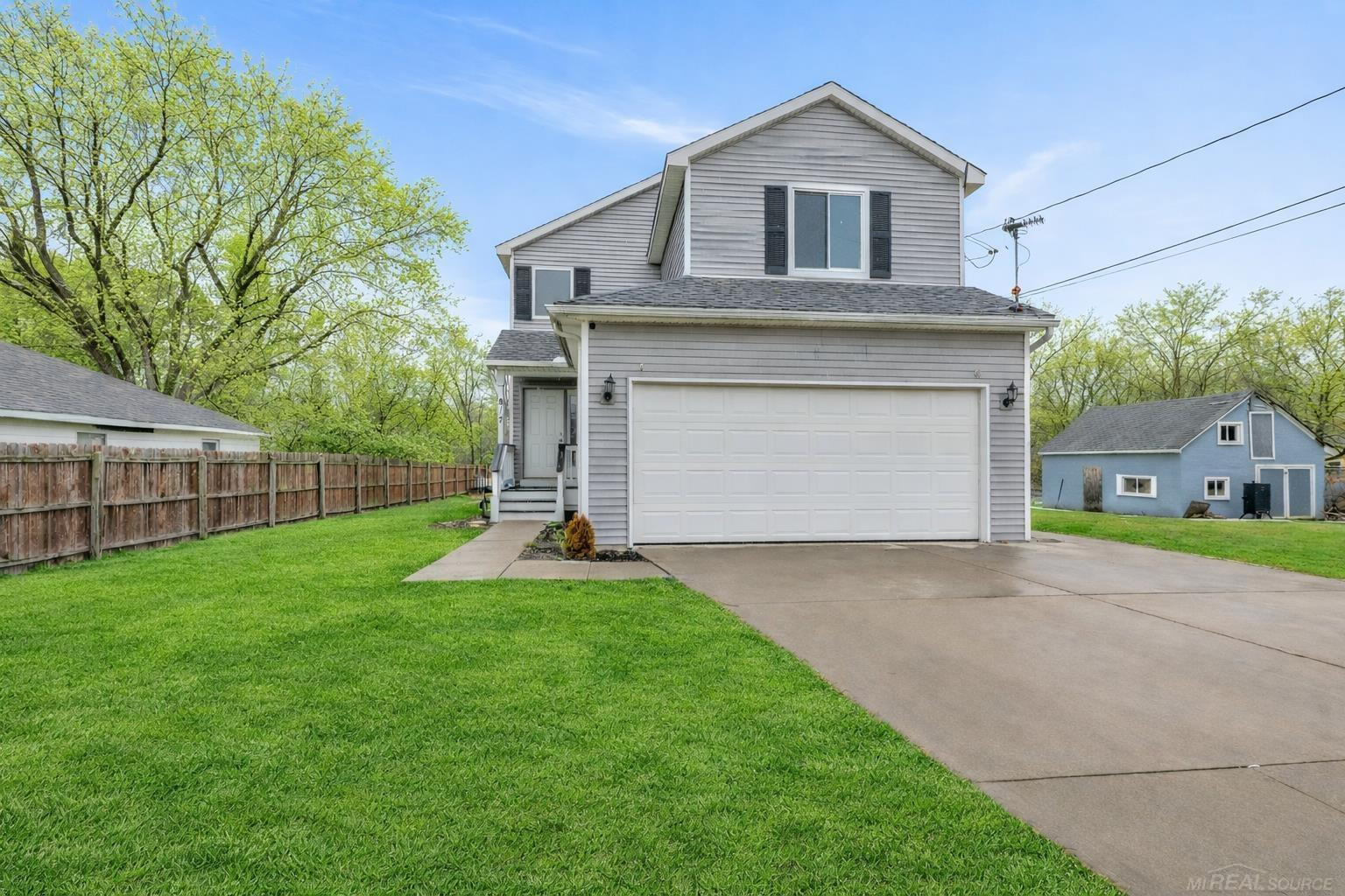 817 Baird Street, Holly, MI 48442 — Photo 2
