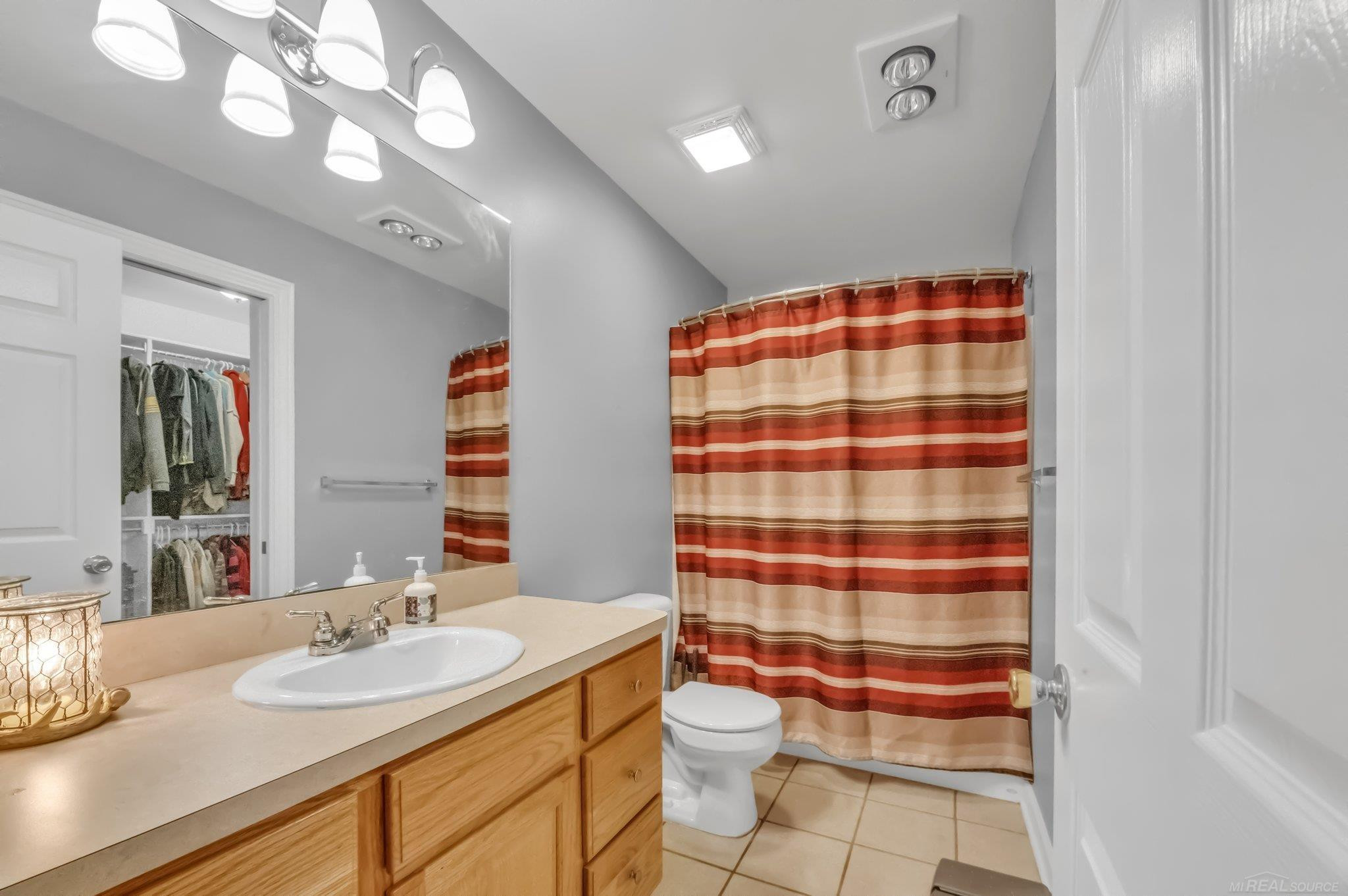 817 Baird Street, Holly, MI 48442 — Photo 13