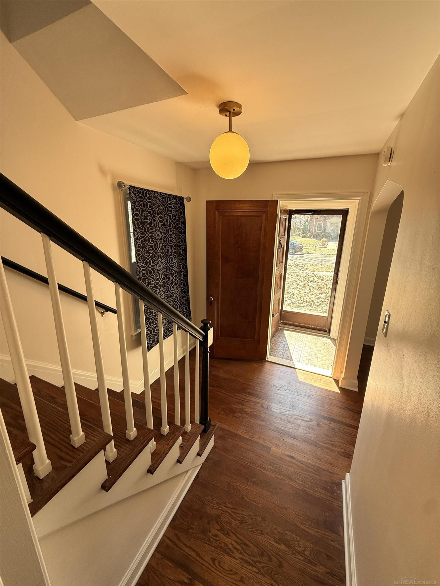 2554 Woodstock Drive, Highland Park, MI 48203 — Photo 6