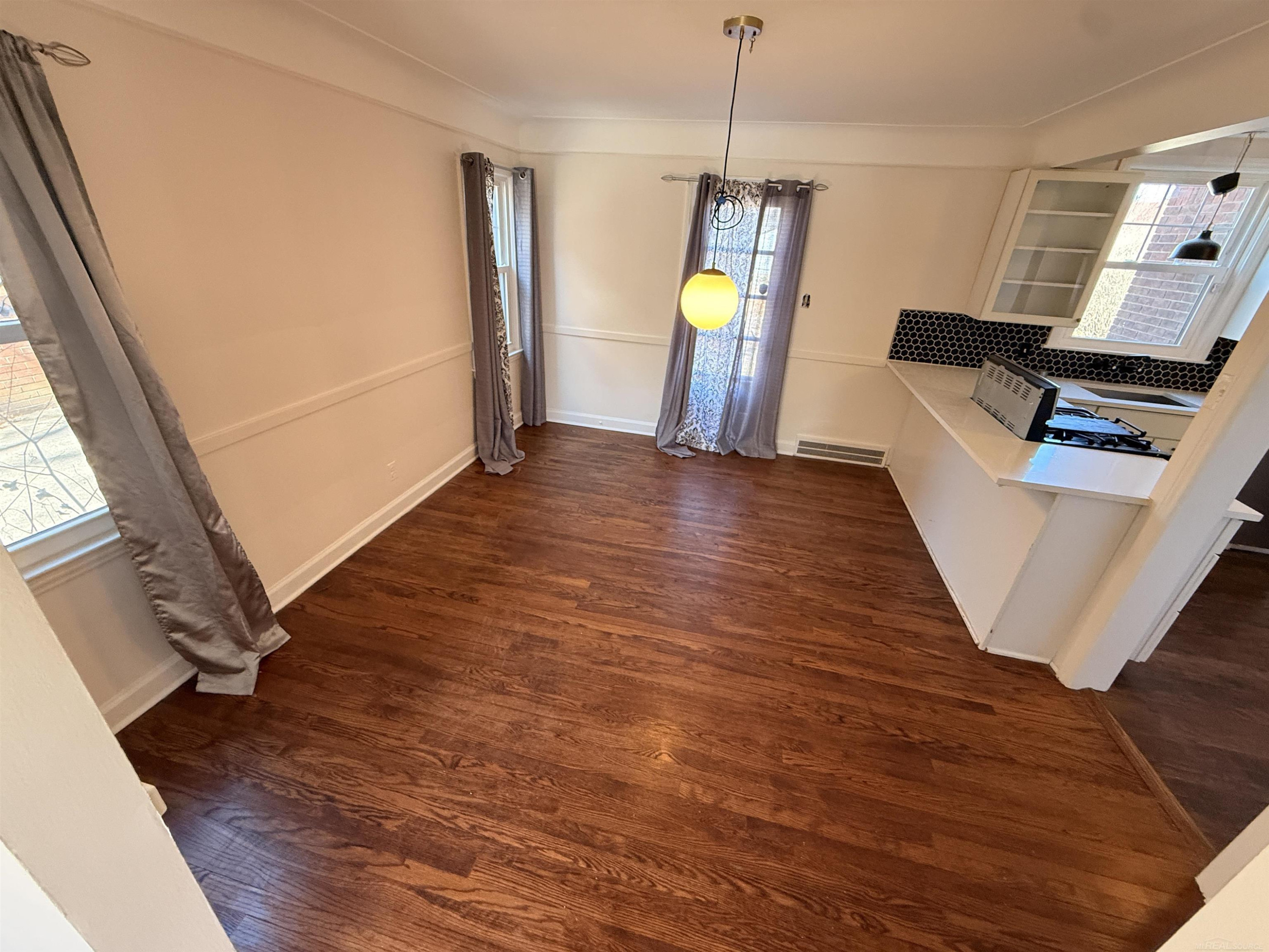 2554 Woodstock Drive, Highland Park, MI 48203 — Photo 10