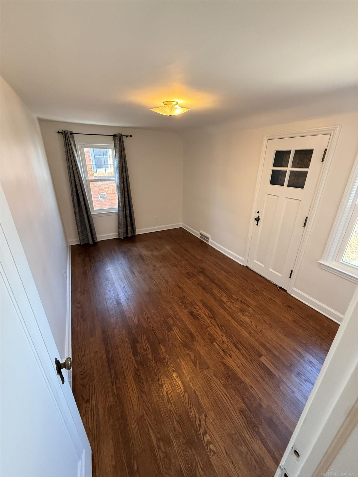 2554 Woodstock Drive, Highland Park, MI 48203 — Photo 21