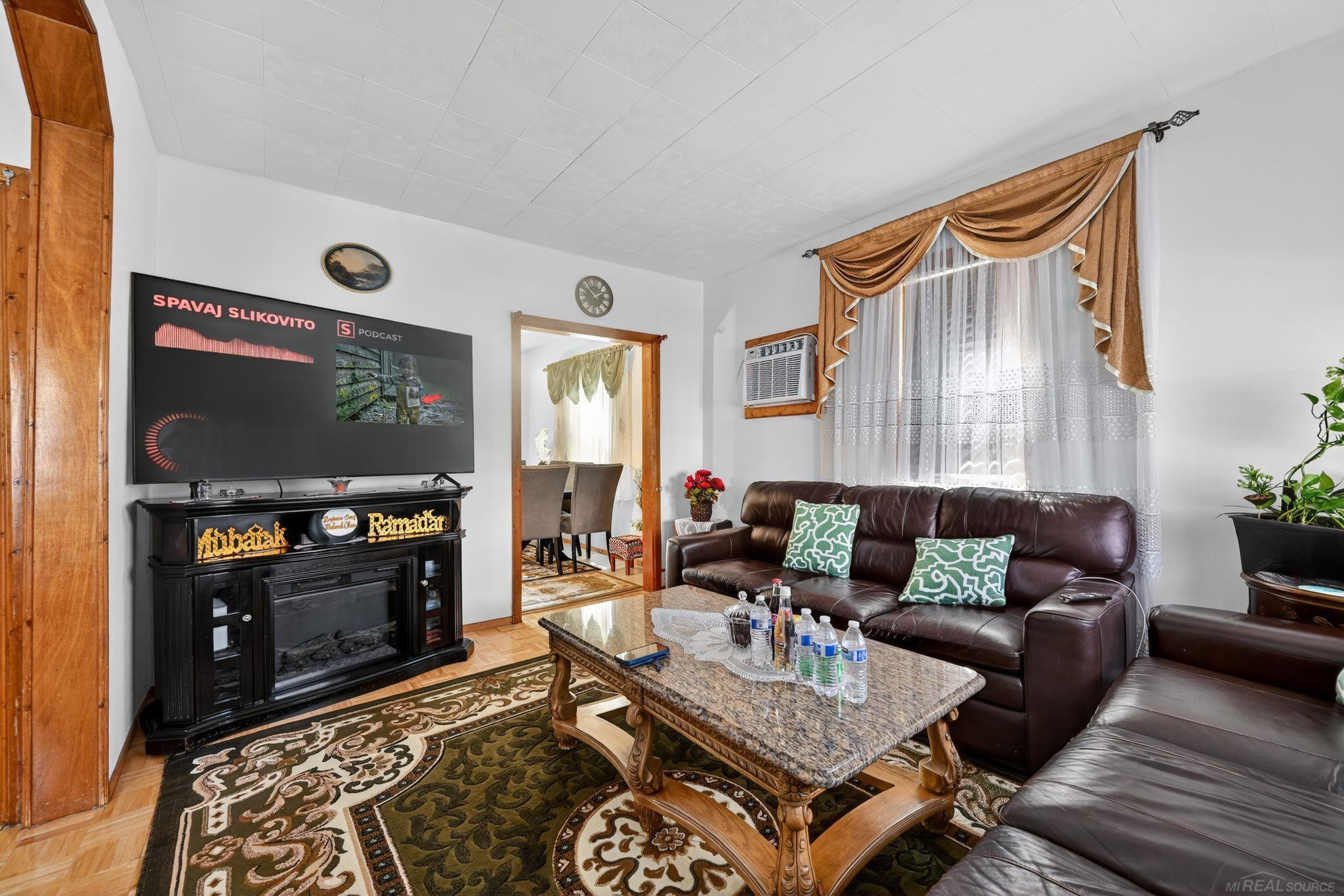 3034 Evaline Street, Hamtramck, MI 48212 — Photo 14