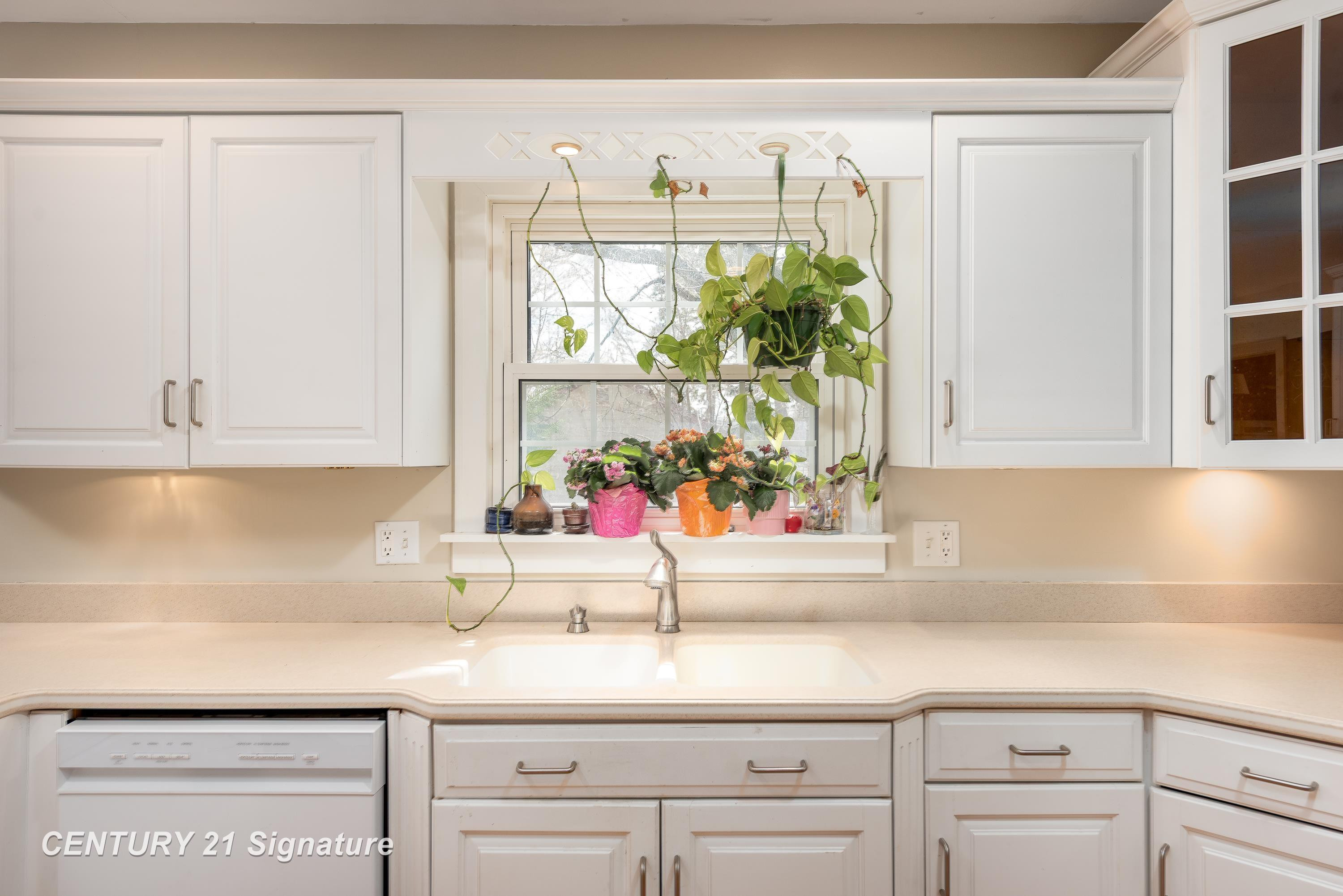 823 W Superior Street, Alma, MI 48801 — Photo 12
