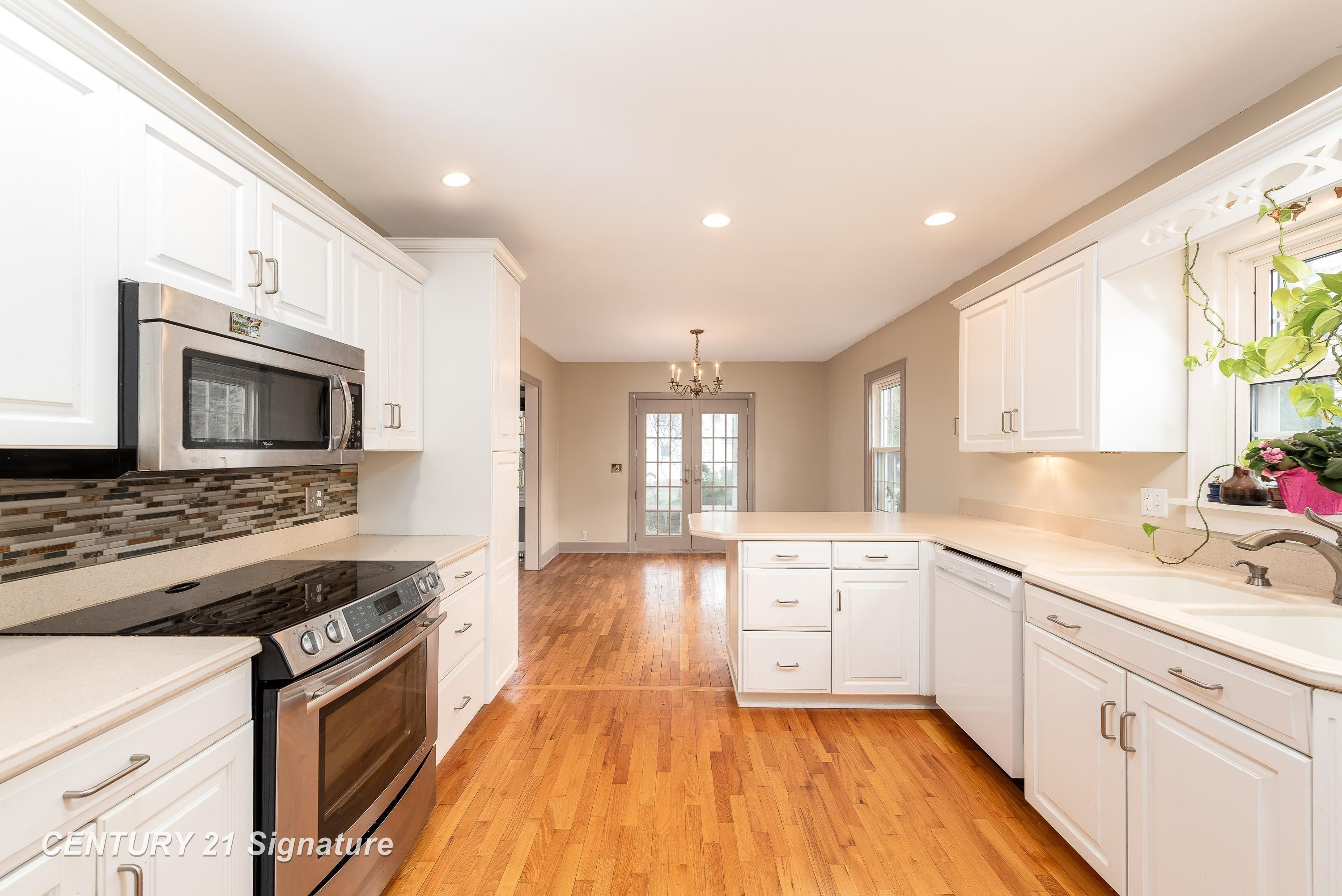 823 W Superior Street, Alma, MI 48801 — Photo 13