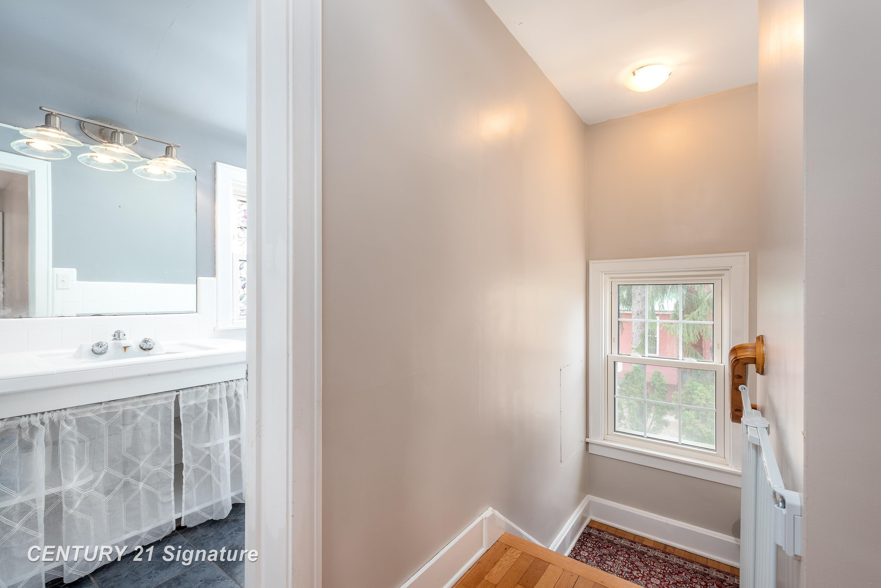 823 W Superior Street, Alma, MI 48801 — Photo 22