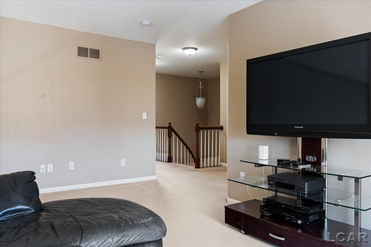 13000 Riviera Court, South Lyon, MI 48178 — Photo 45