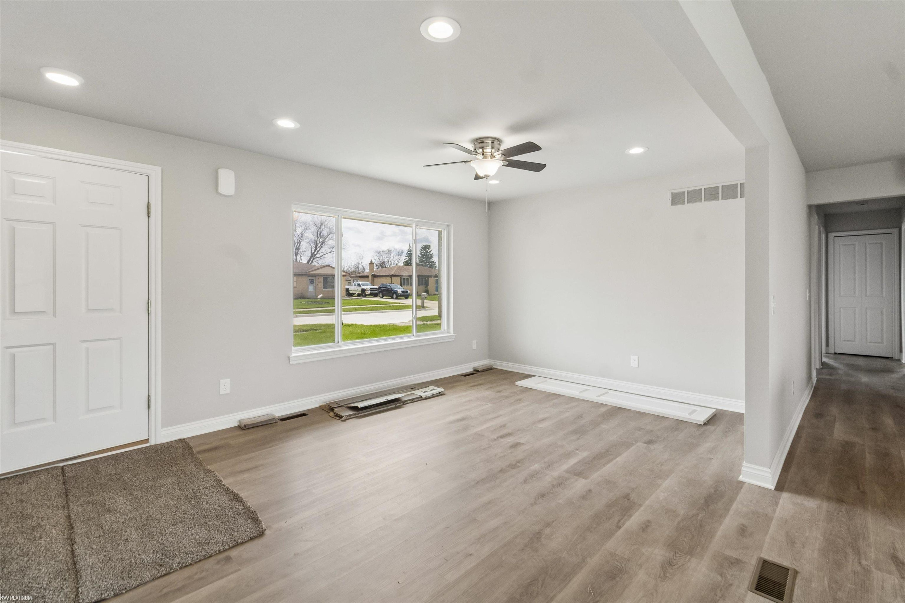 19911 Fenton Street, Roseville, MI 48066 — Photo 4