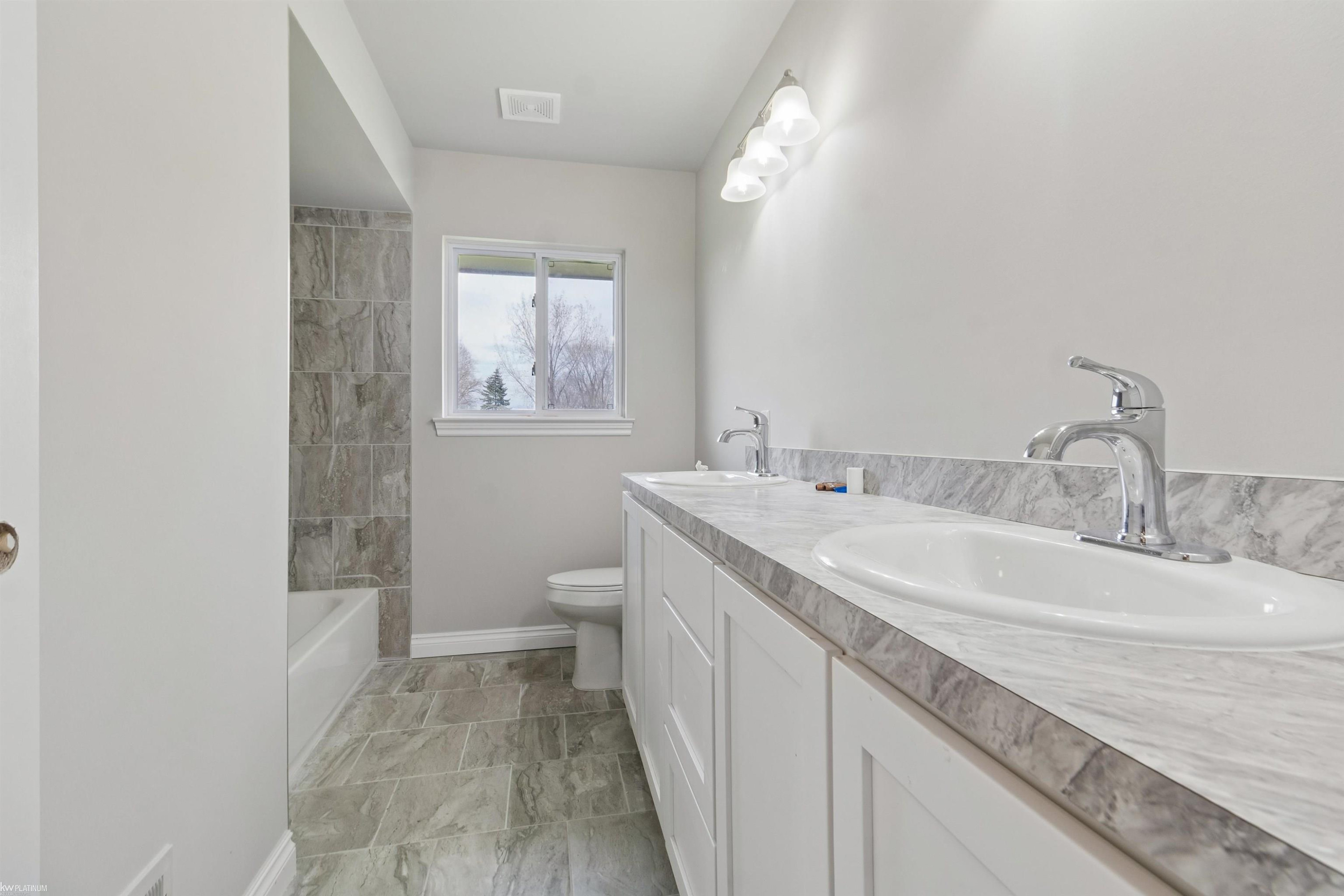 19911 Fenton Street, Roseville, MI 48066 — Photo 8