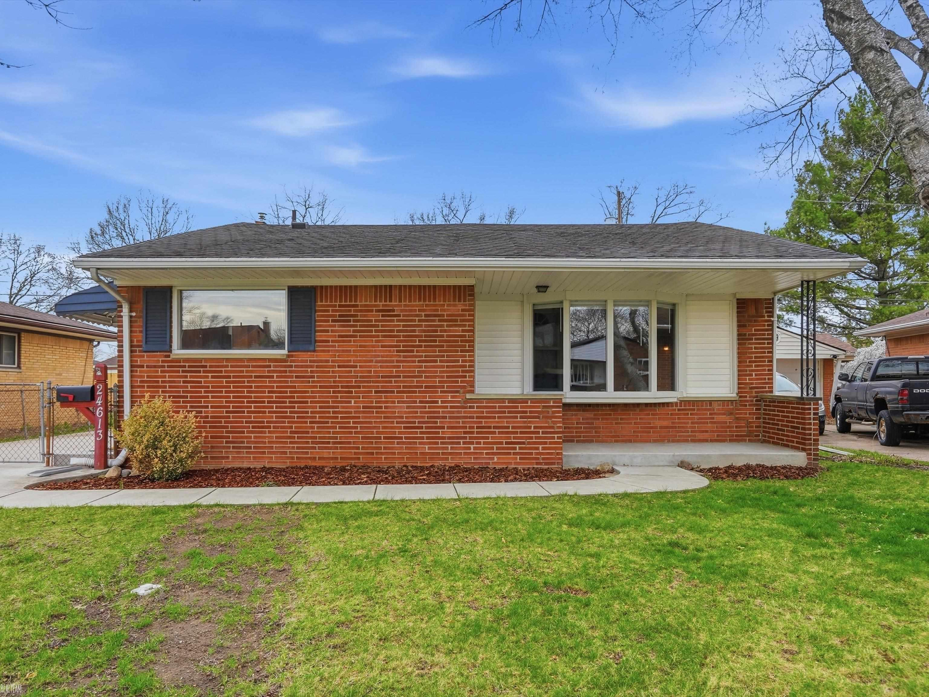 24613 Princeton Street, Saint Clair Shores, MI 48080 — front exterior