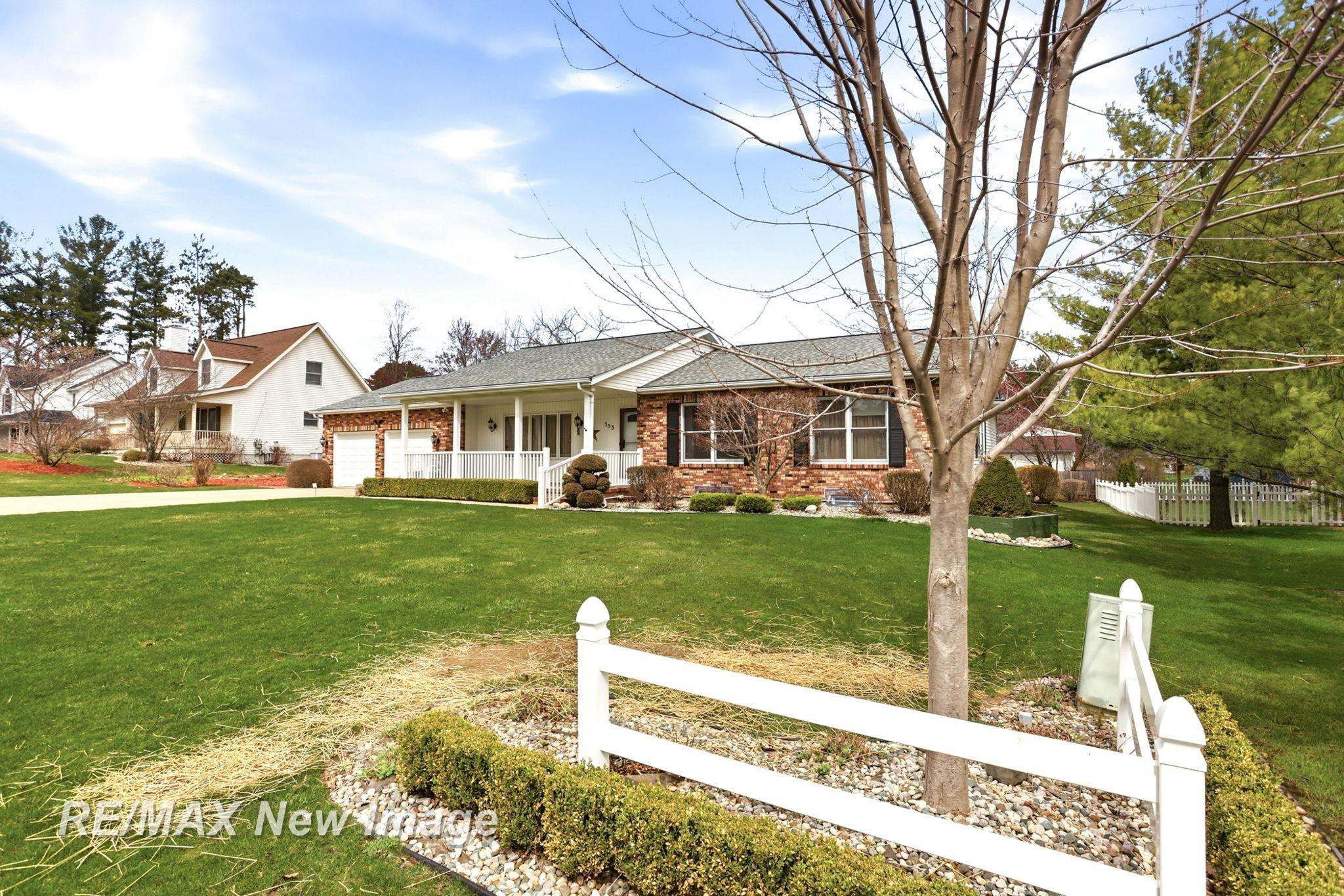353 Colorado Ridge, Hemlock, MI 48626 — Photo 3