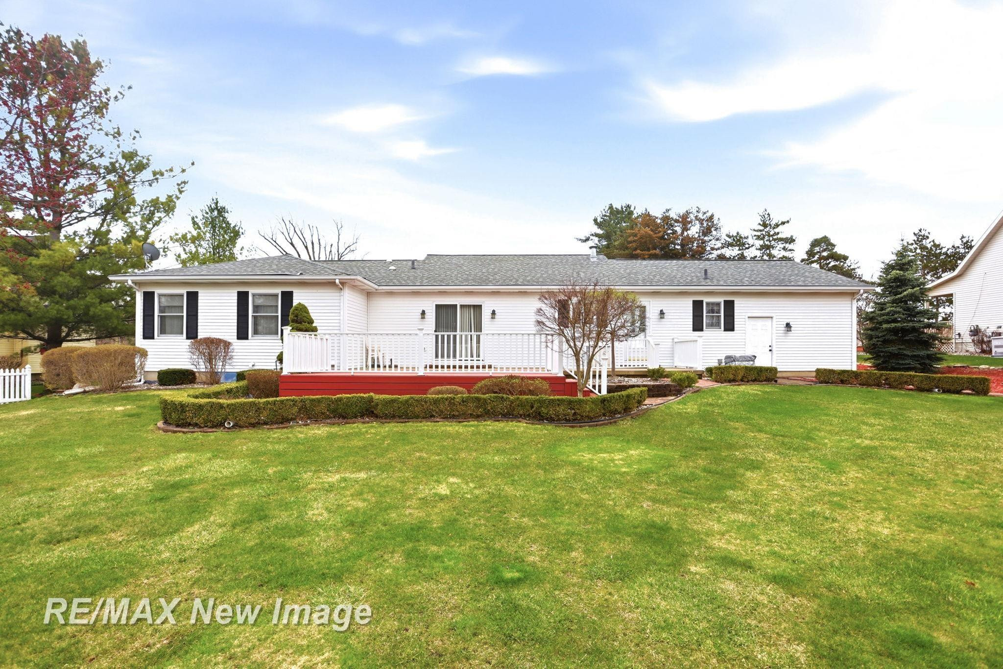 353 Colorado Ridge, Hemlock, MI 48626 — Photo 42