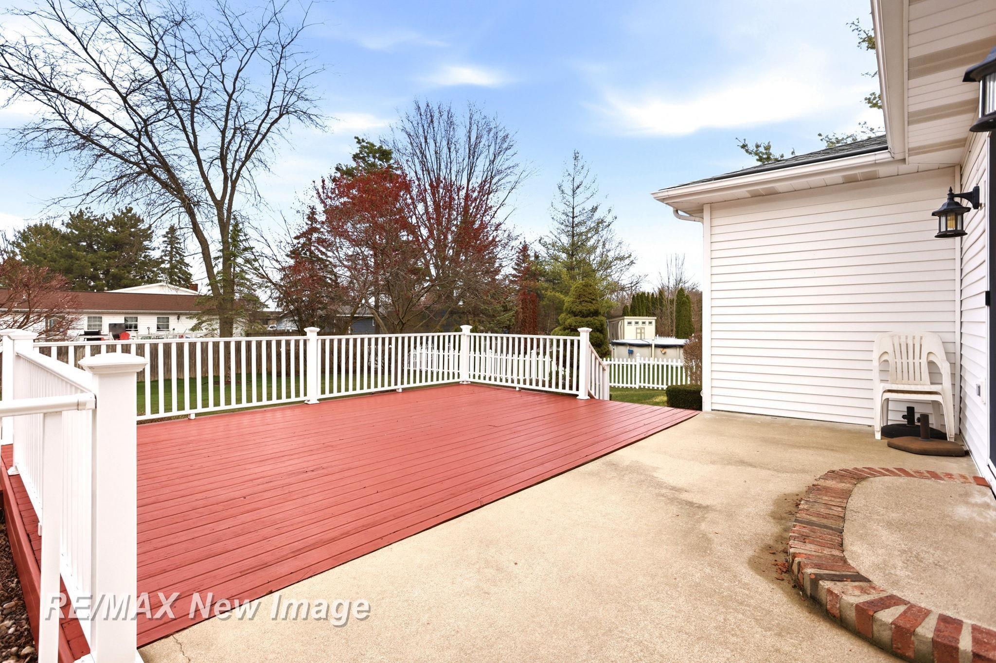353 Colorado Ridge, Hemlock, MI 48626 — Photo 46