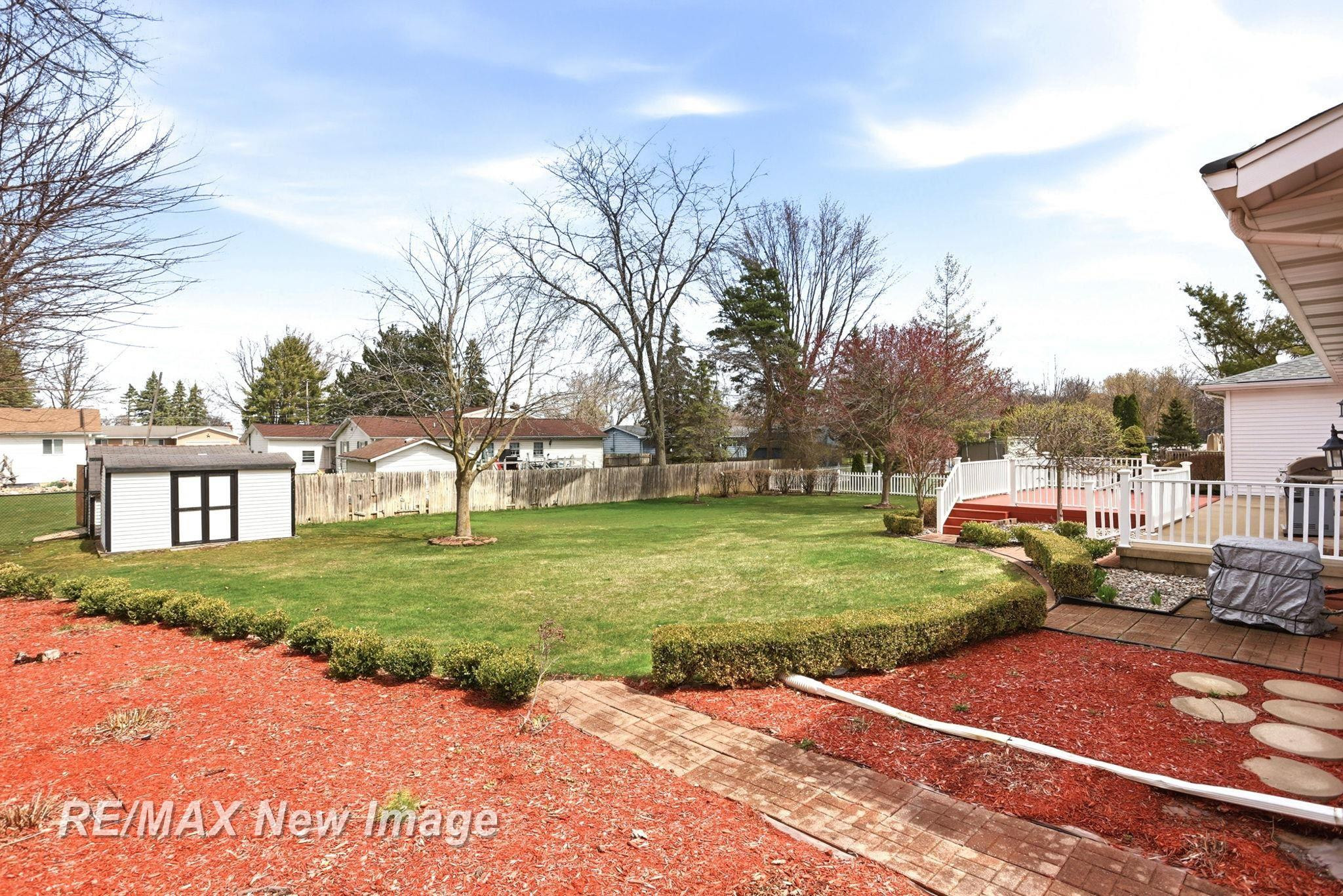 353 Colorado Ridge, Hemlock, MI 48626 — Photo 48