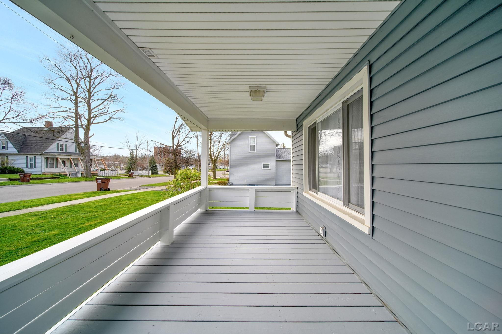 135 Greenly Street, Adrian, MI 49221 — Photo 5