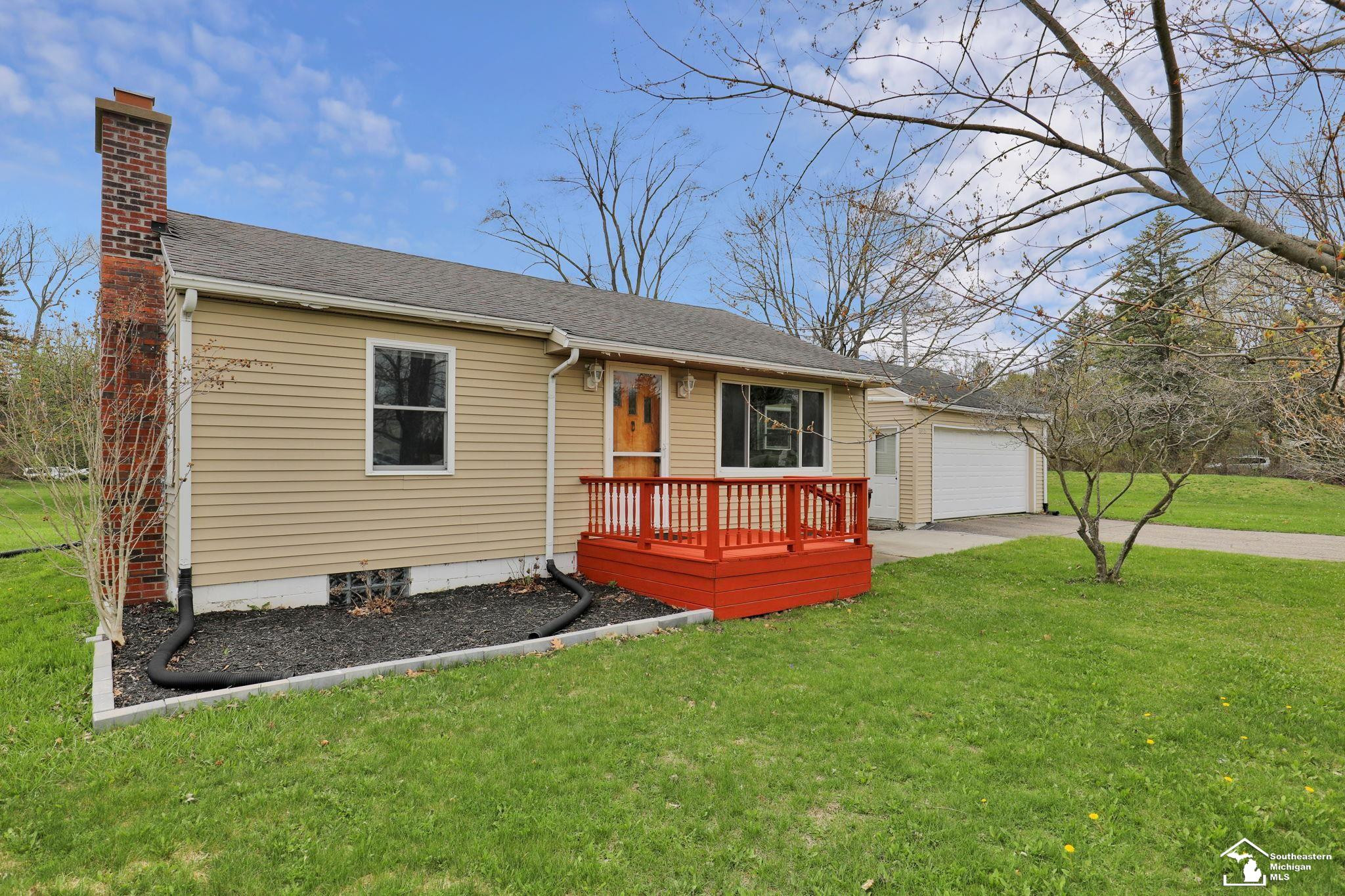695 N Cedar Street, Mason, MI 48854 — Photo 3