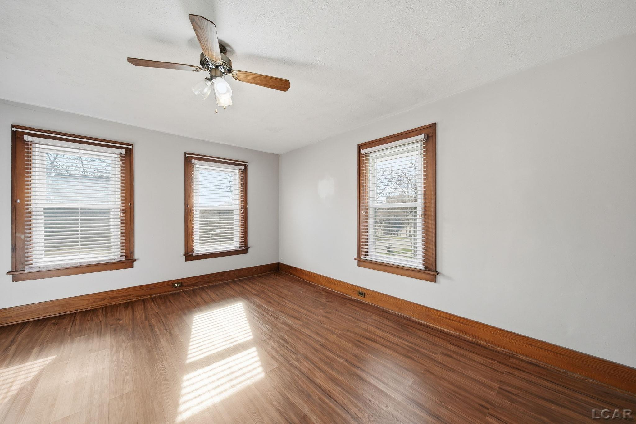 135 Greenly Street, Adrian, MI 49221 — Photo 25