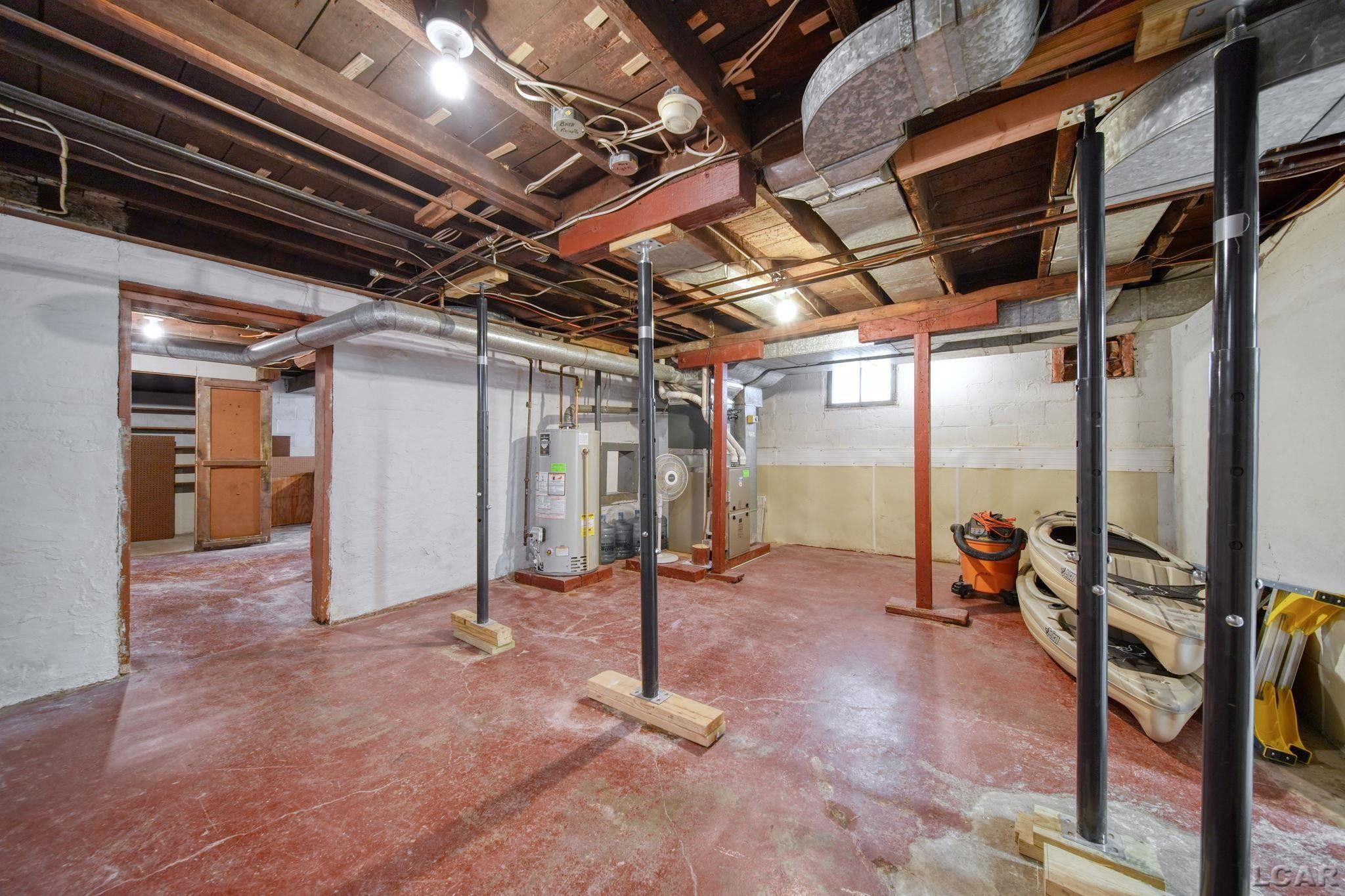 135 Greenly Street, Adrian, MI 49221 — Photo 37